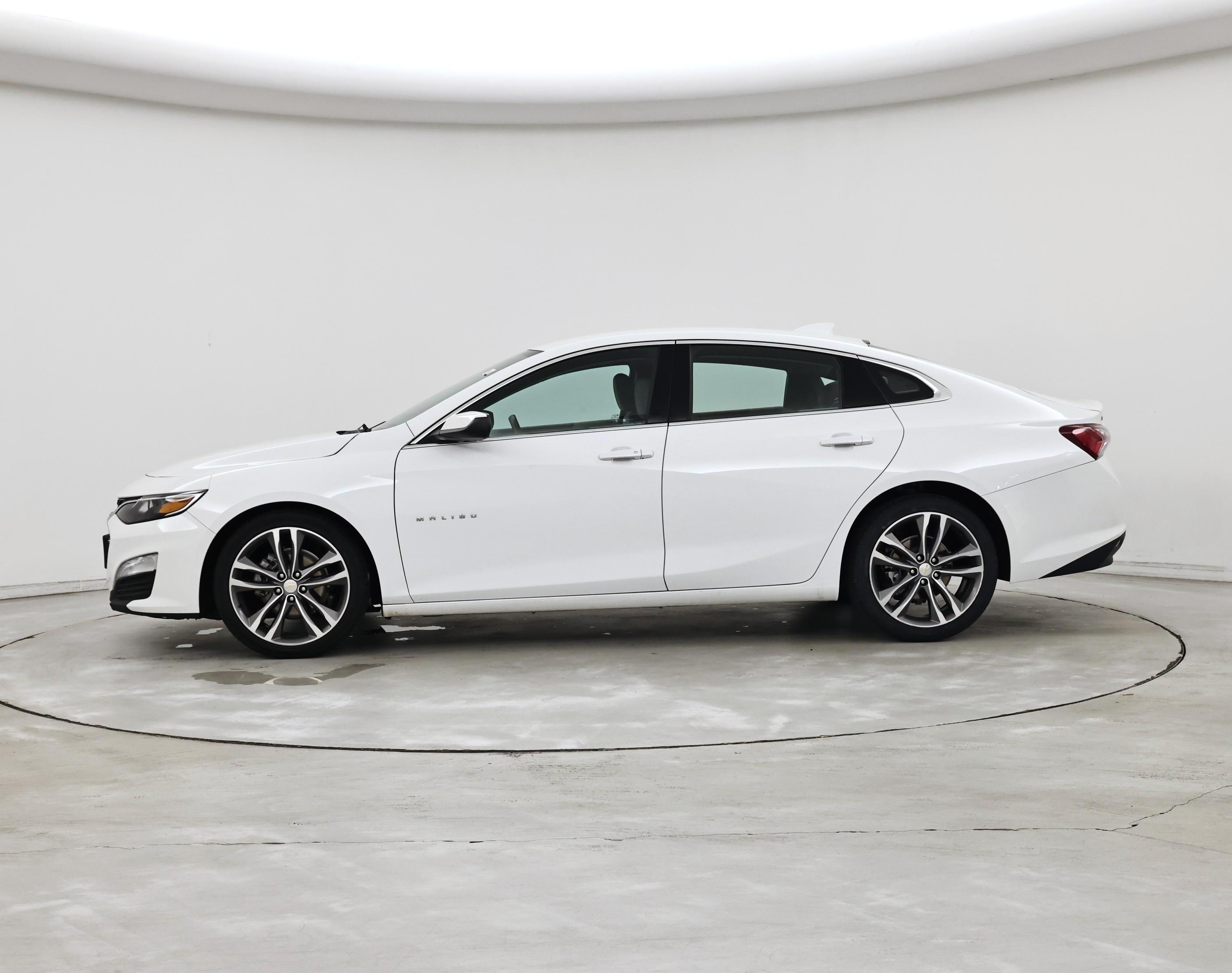 Thumbnail: 2022 Chevrolet Malibu - 3