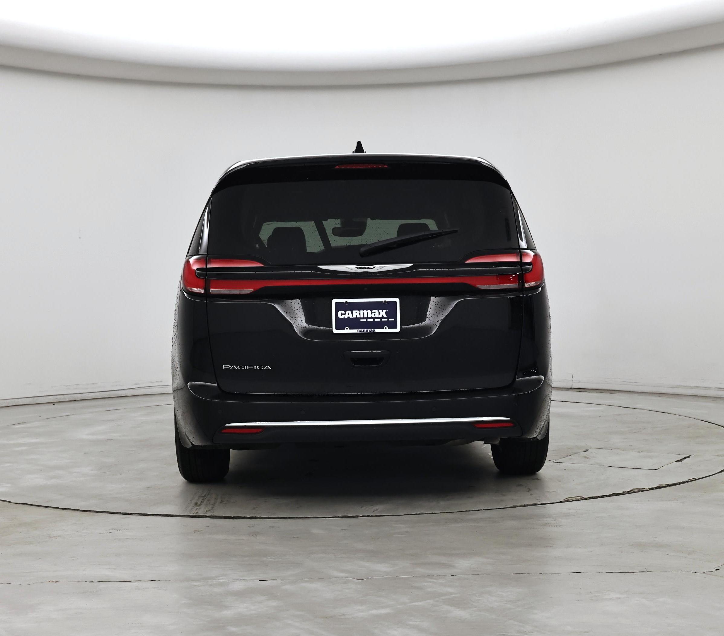Thumbnail: 2024 Chrysler Pacifica - 6
