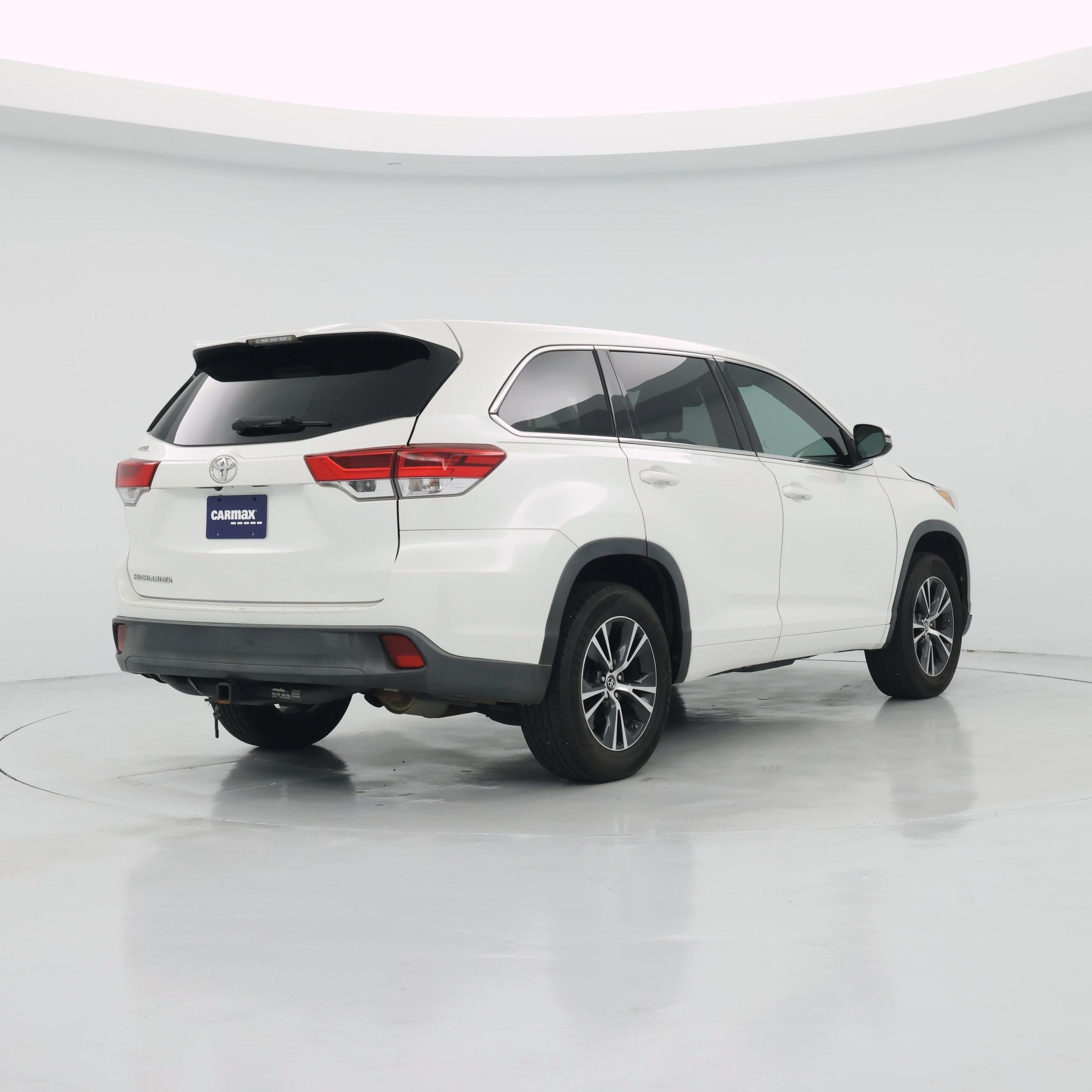 Thumbnail: 2018 Toyota Highlander - 8