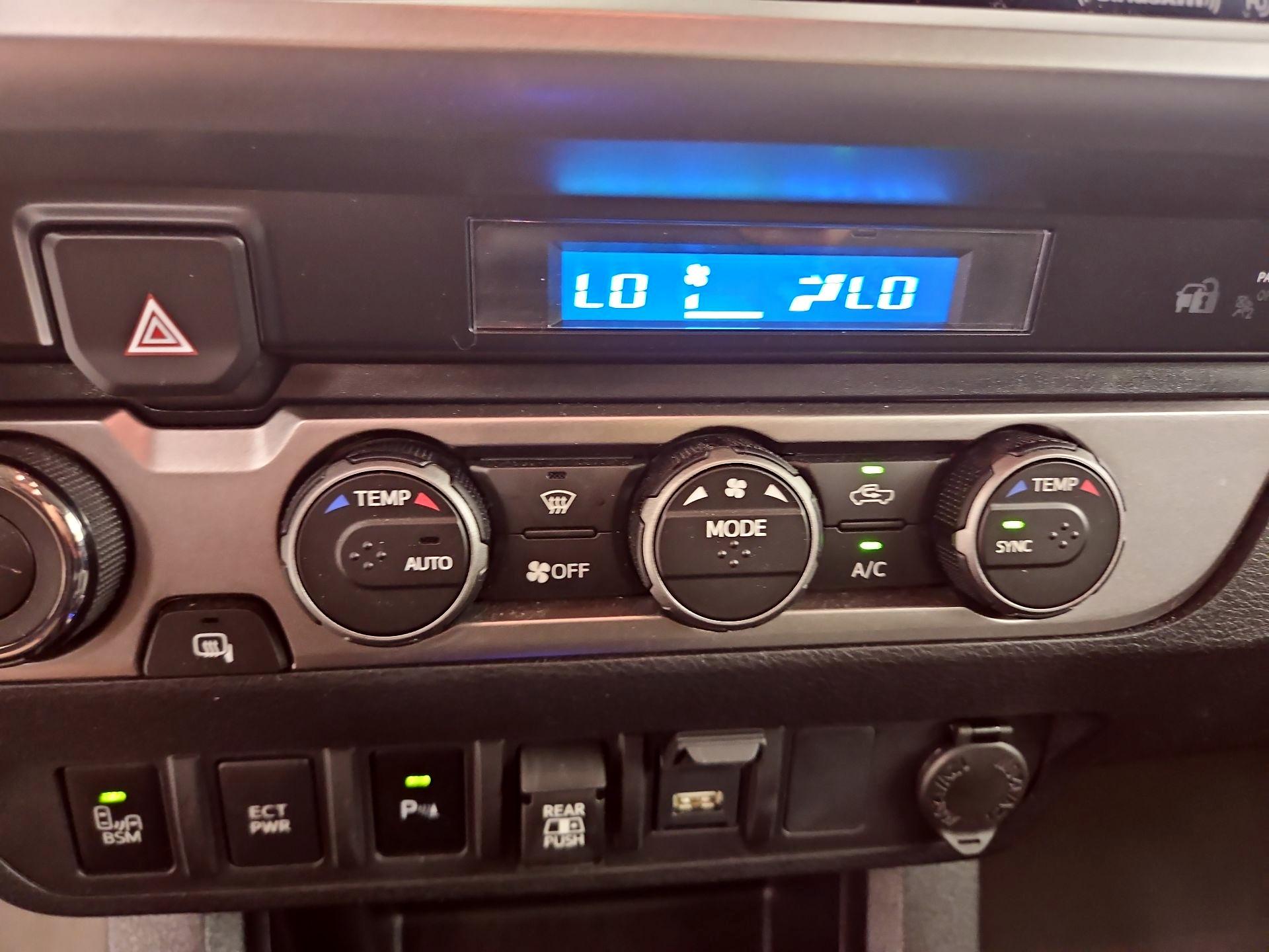 Thumbnail: 2023 Toyota Tacoma - 17