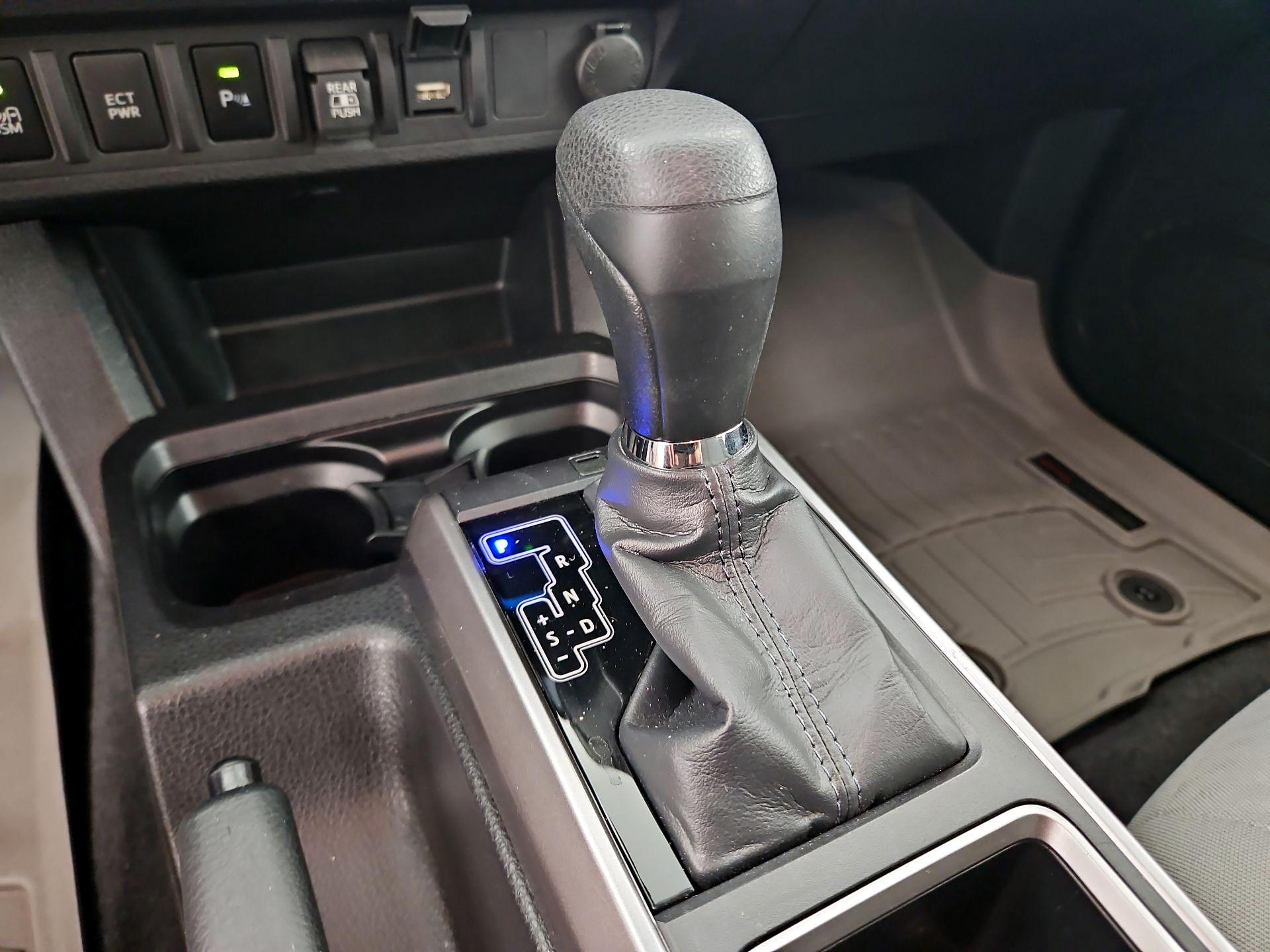 Thumbnail: 2023 Toyota Tacoma - 18