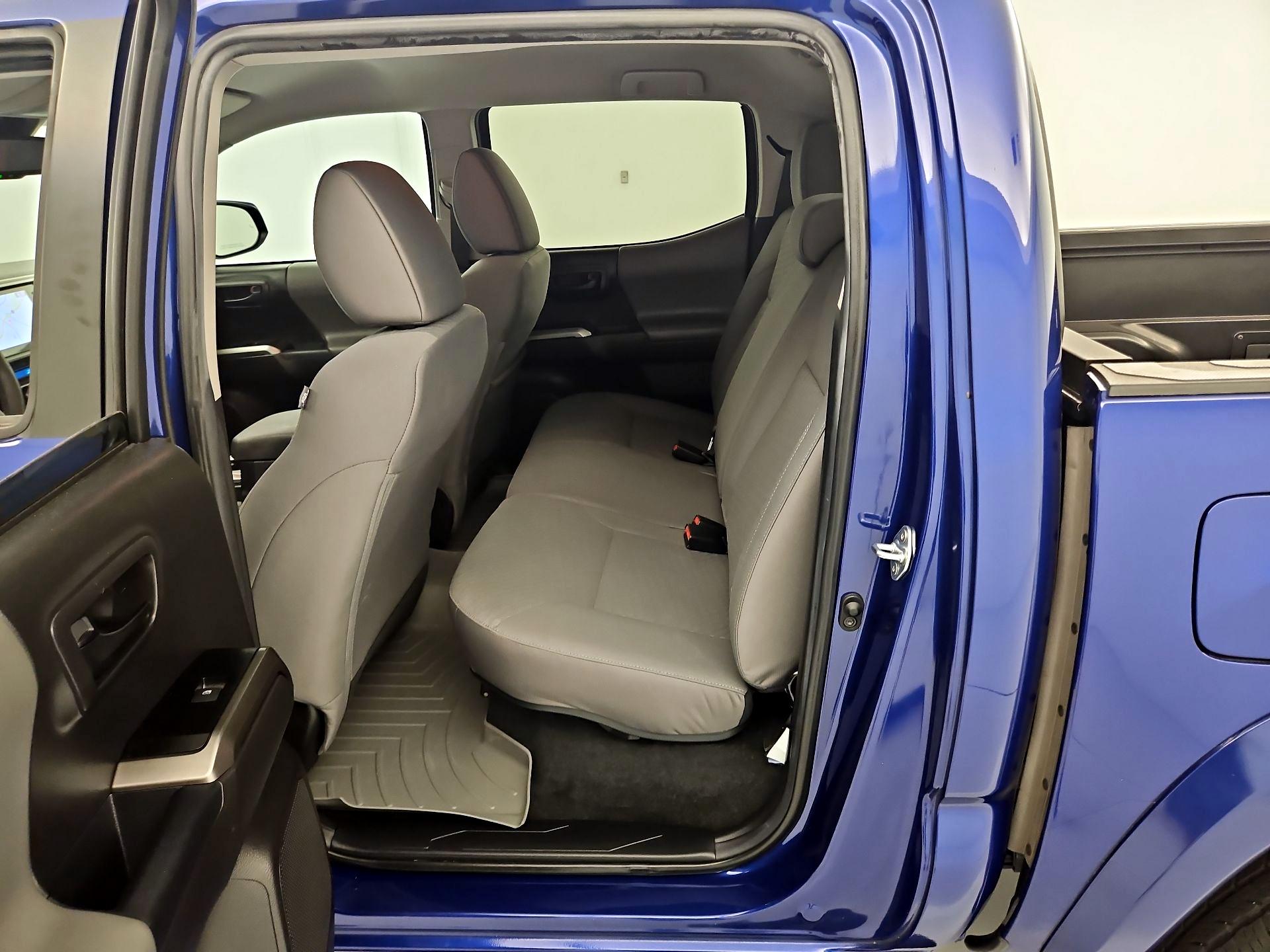 Thumbnail: 2023 Toyota Tacoma - 20