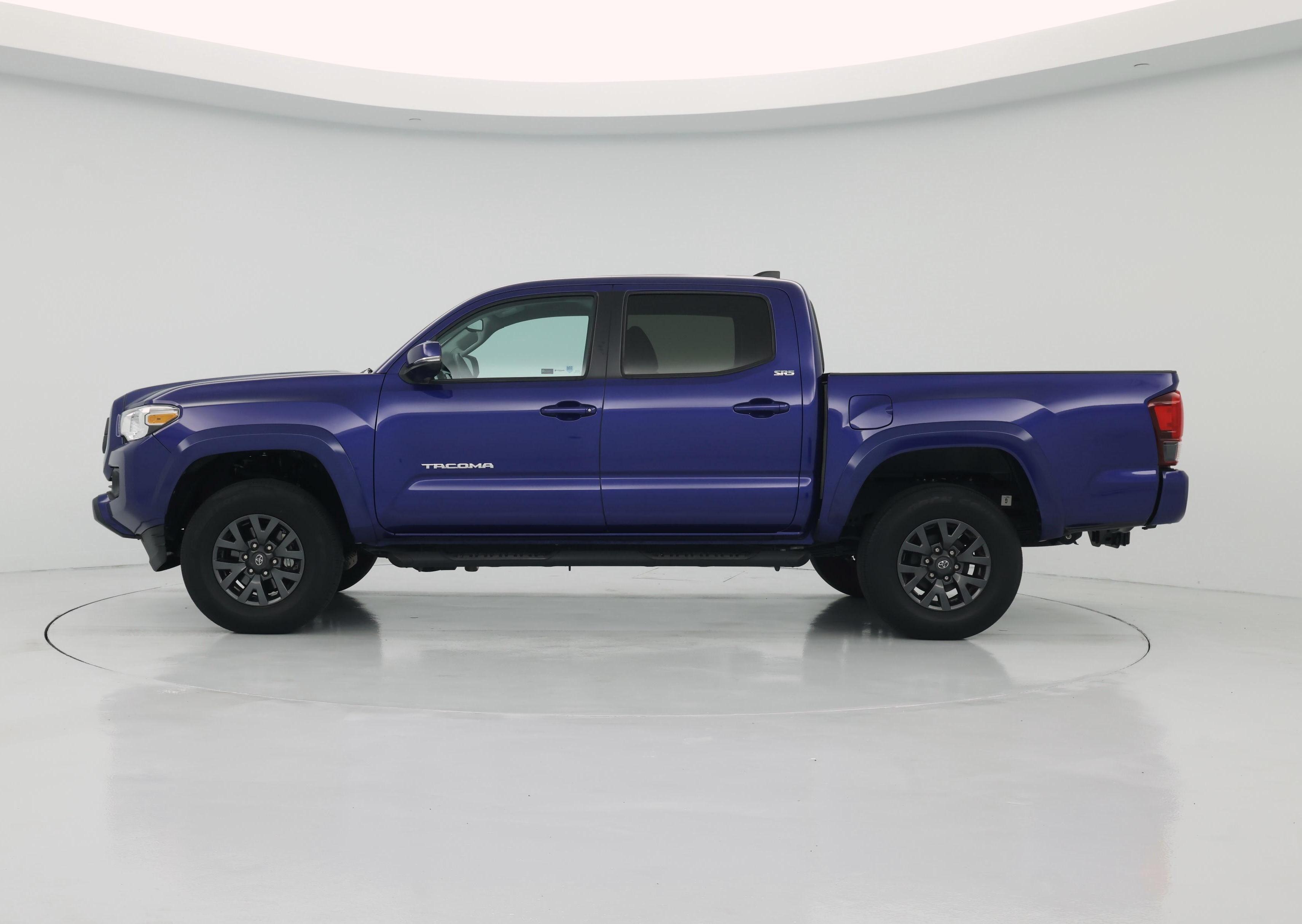 Thumbnail: 2023 Toyota Tacoma - 3