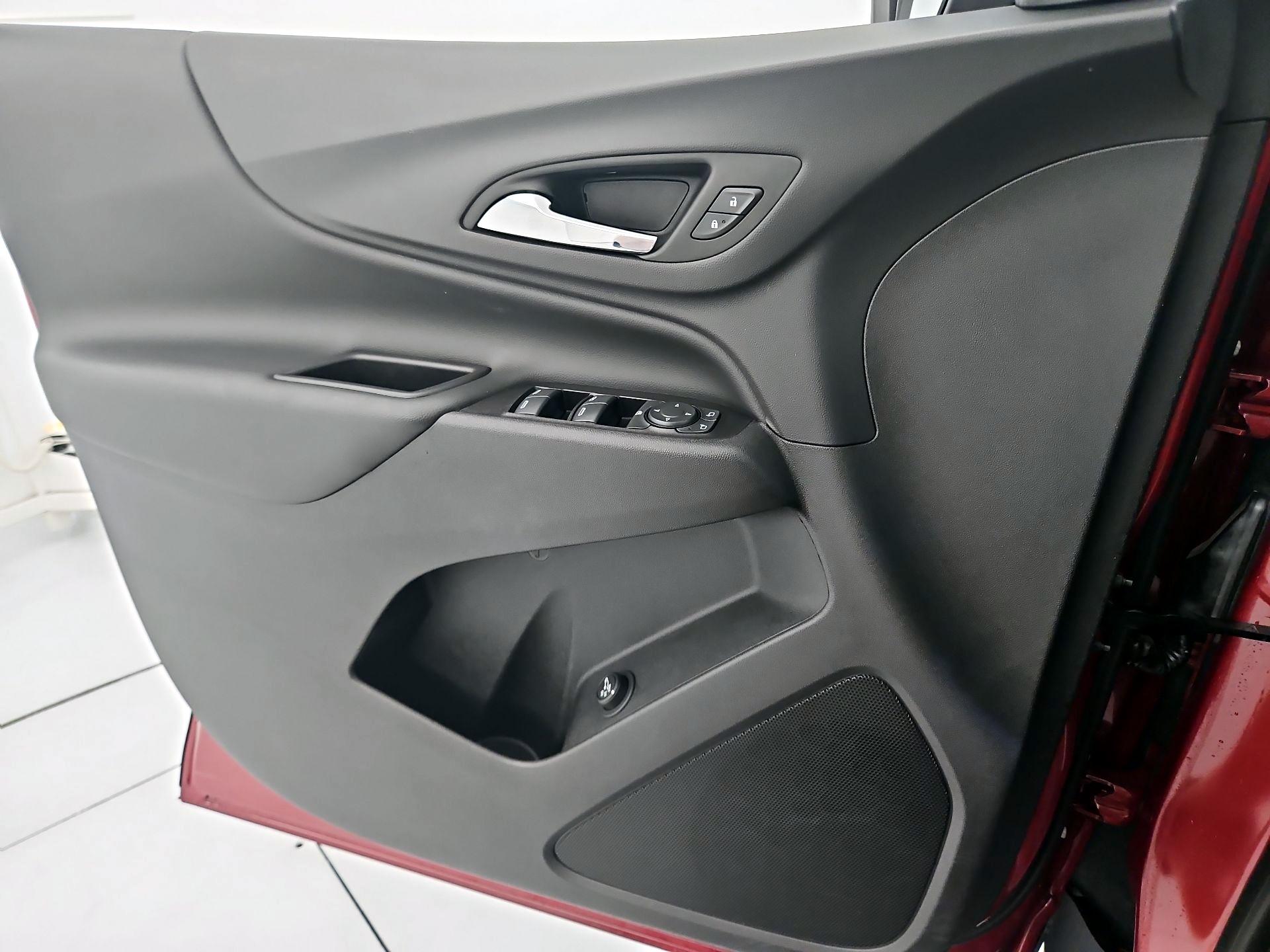 Thumbnail: 2019 Chevrolet Equinox - 12