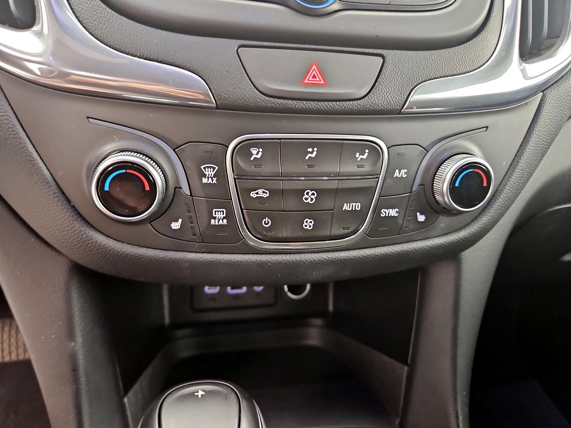 Thumbnail: 2019 Chevrolet Equinox - 16