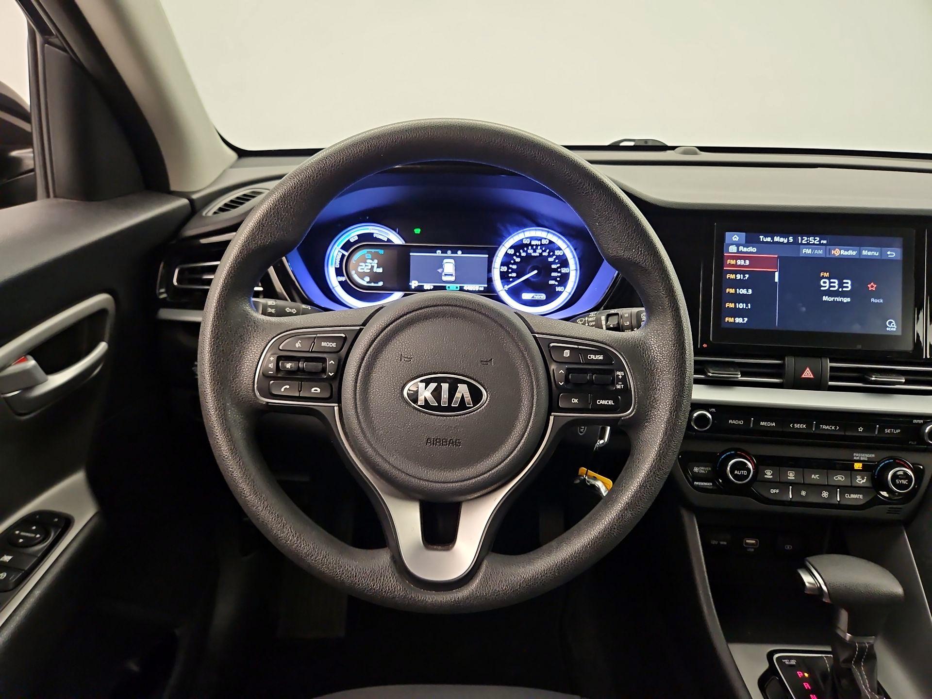 Thumbnail: 2020 Kia Niro - 10