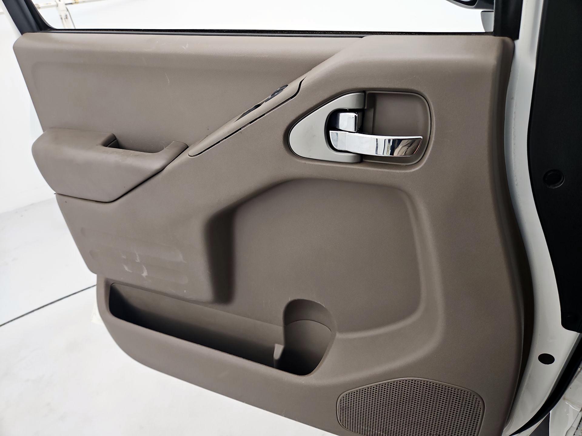 Thumbnail: 2016 Nissan Frontier - 12