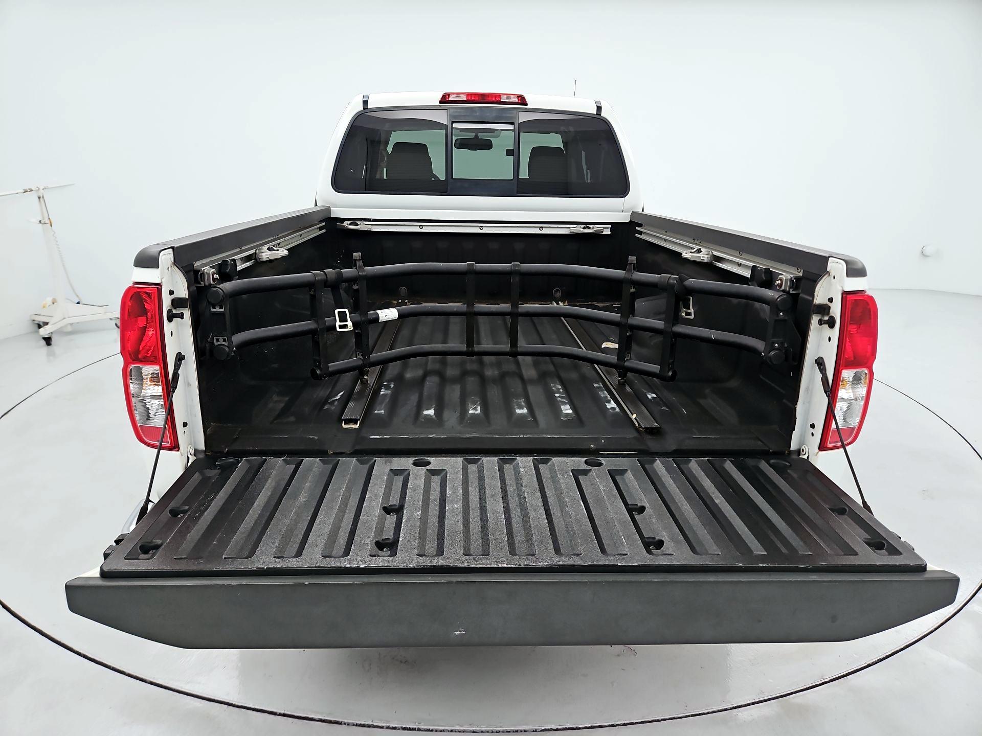 Thumbnail: 2016 Nissan Frontier - 19
