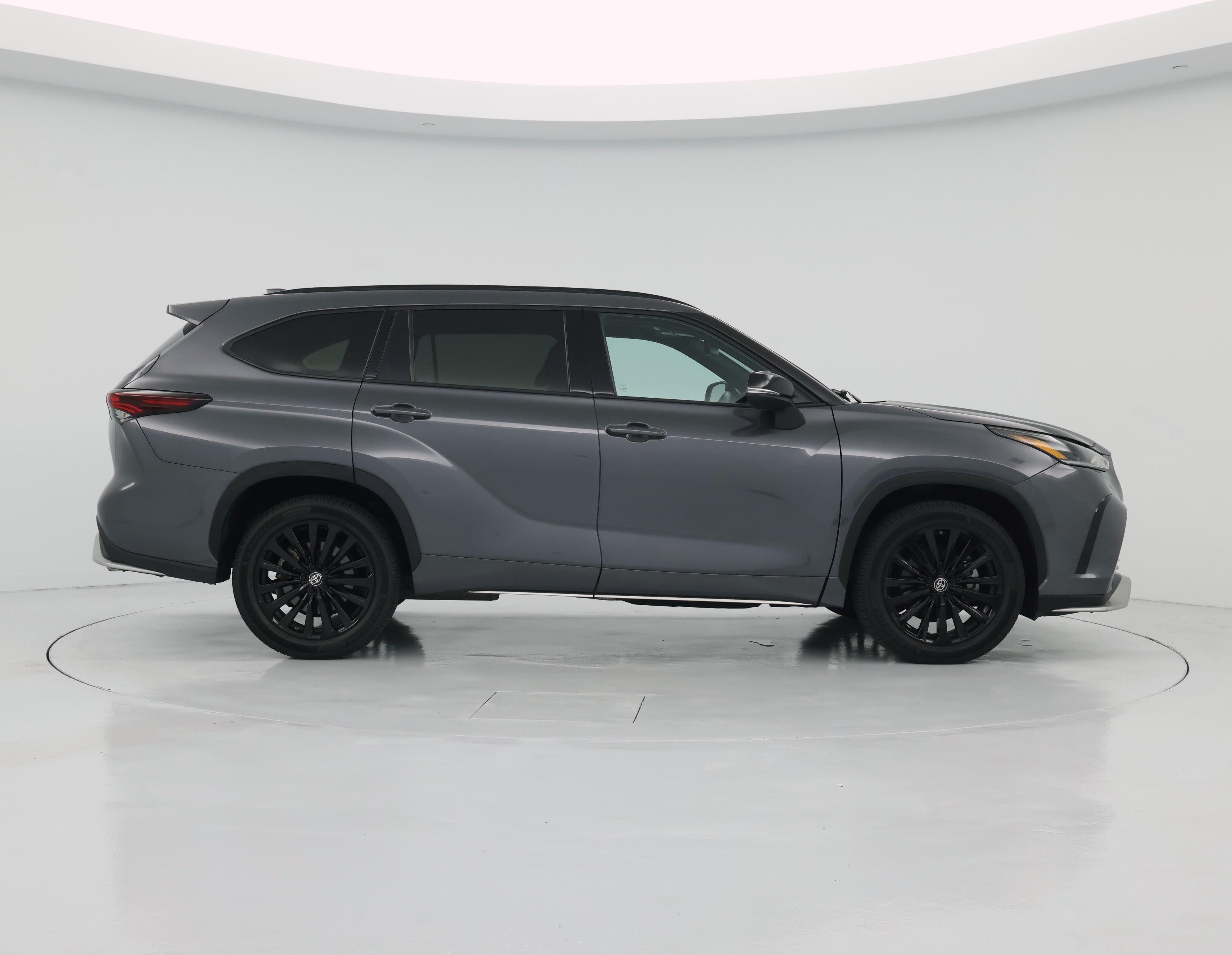 Thumbnail: 2024 Toyota Highlander - 7