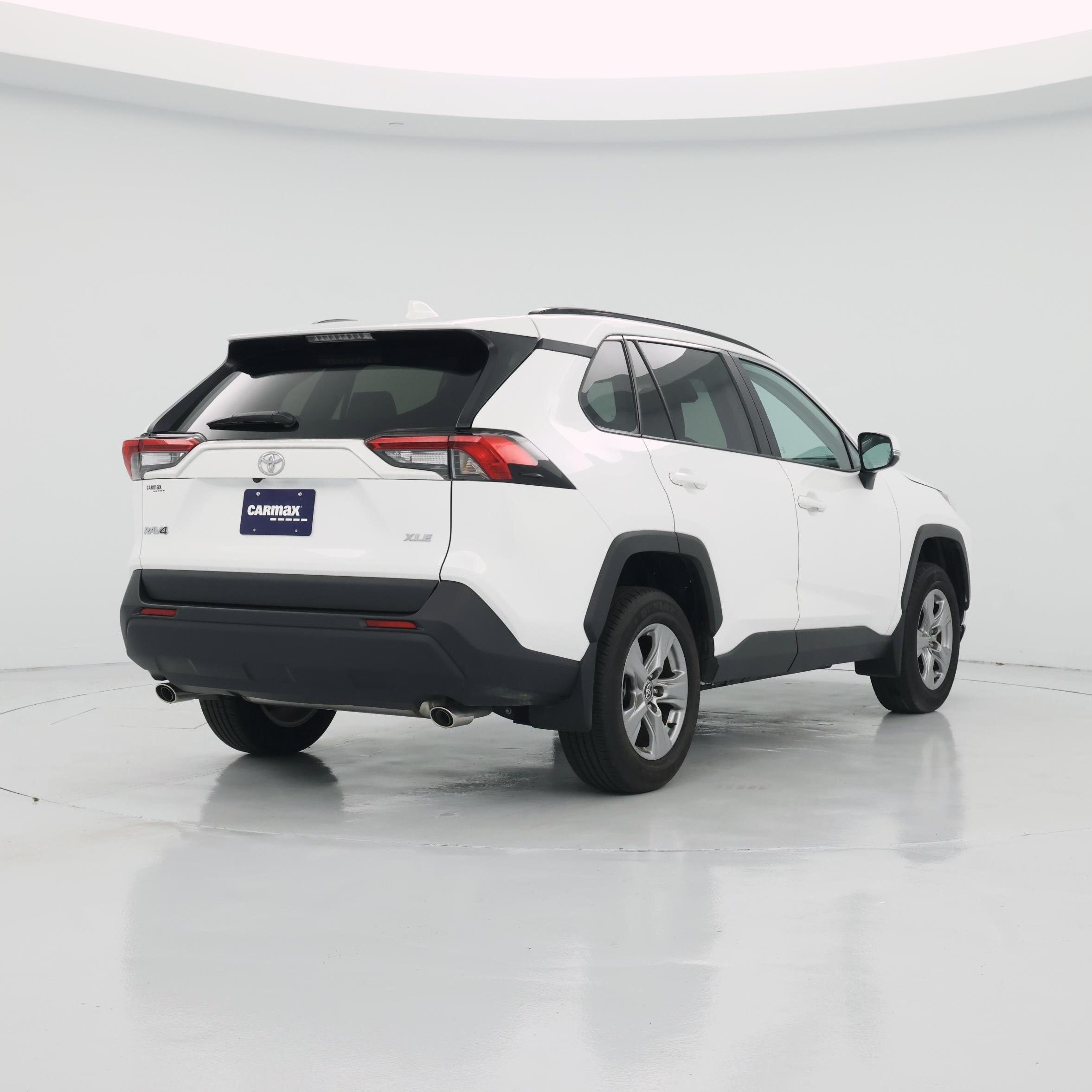 Thumbnail: 2024 Toyota RAV4 - 8