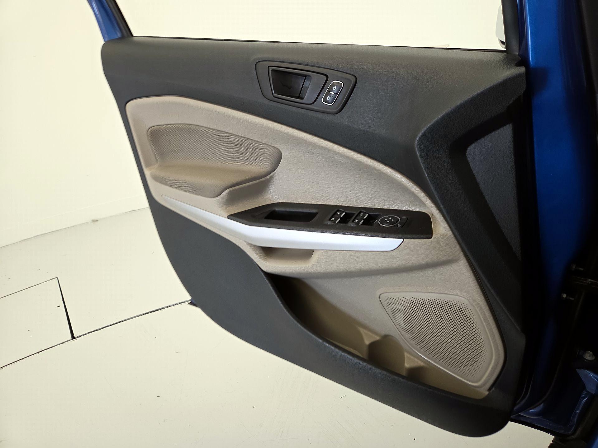 Thumbnail: 2021 Ford EcoSport - 12