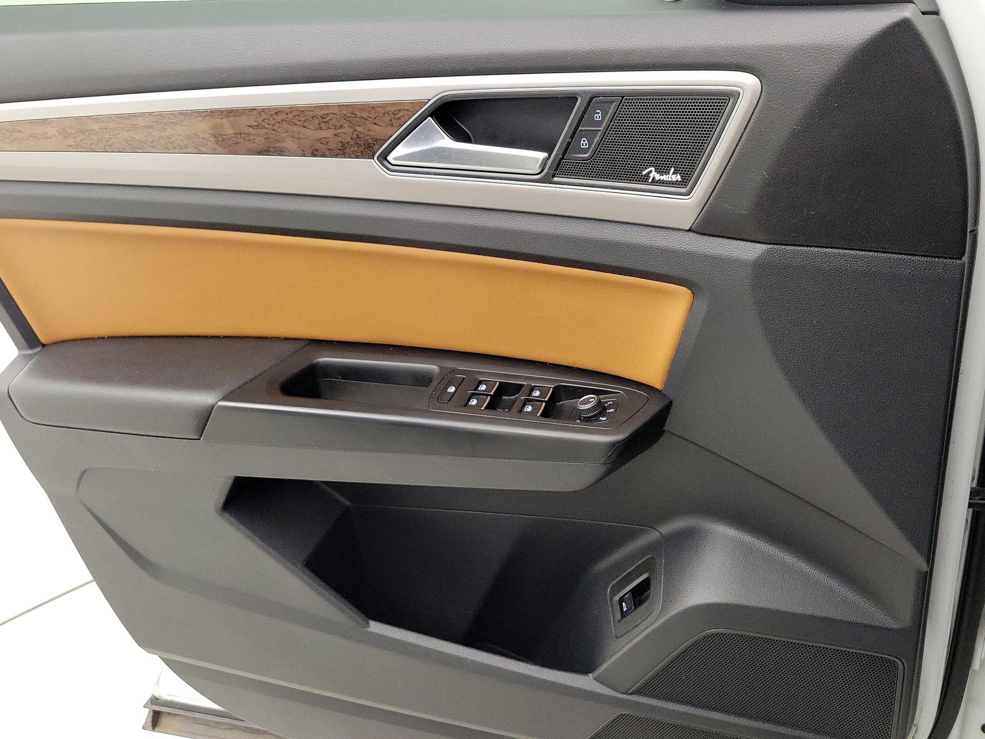 Thumbnail: 2019 Volkswagen Atlas - 12