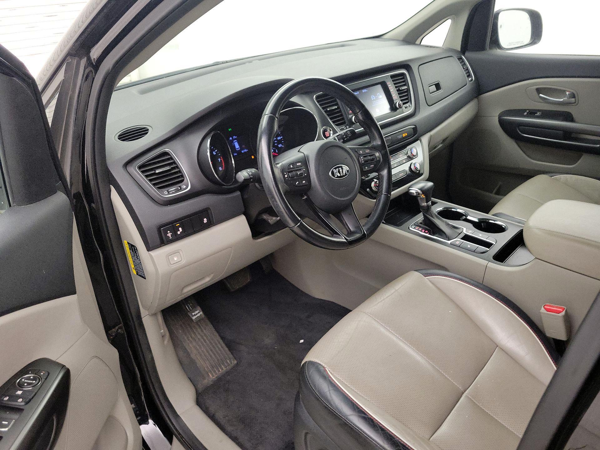 Thumbnail: 2019 Kia Sedona - 11