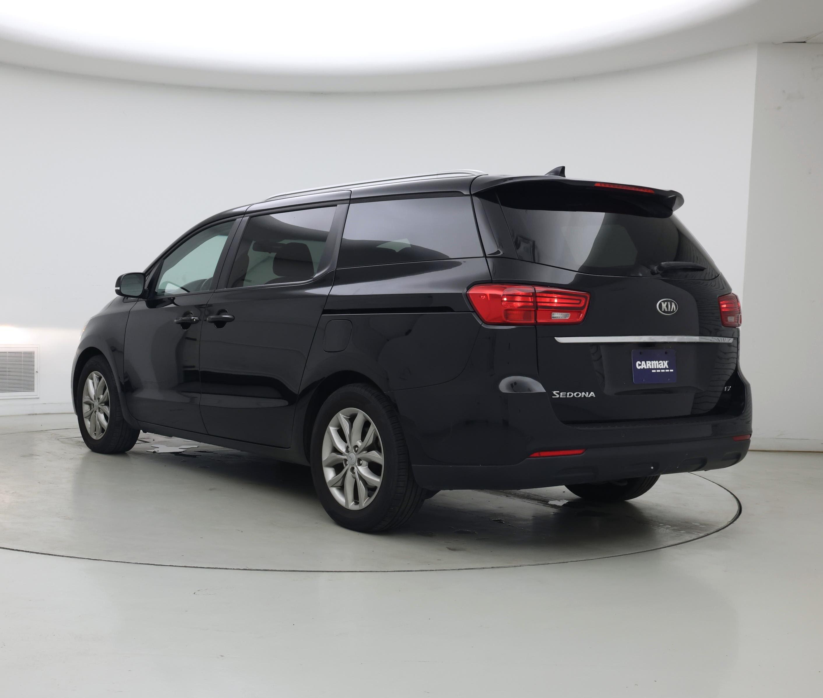 Thumbnail: 2019 Kia Sedona - 2