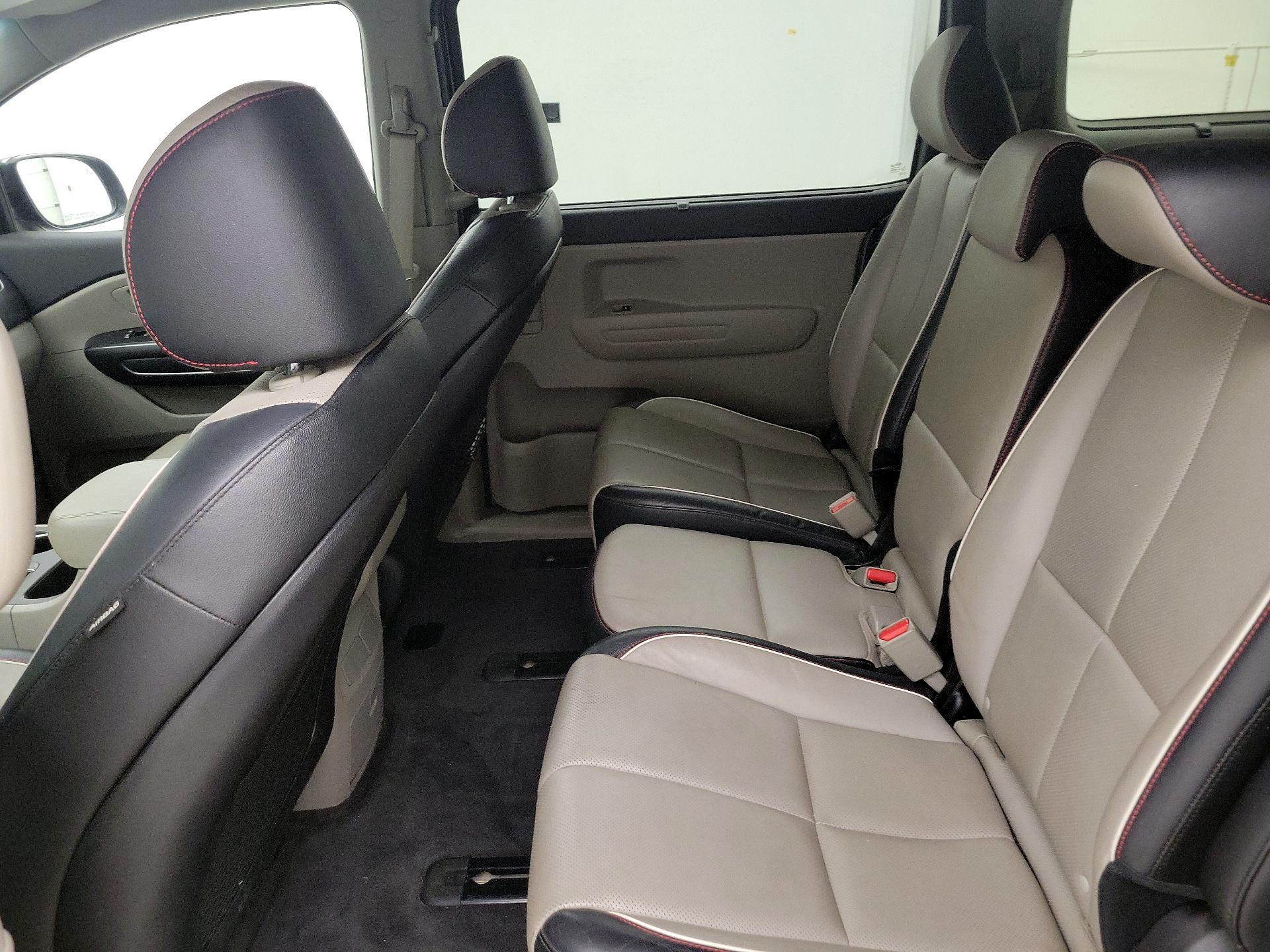 Thumbnail: 2019 Kia Sedona - 19
