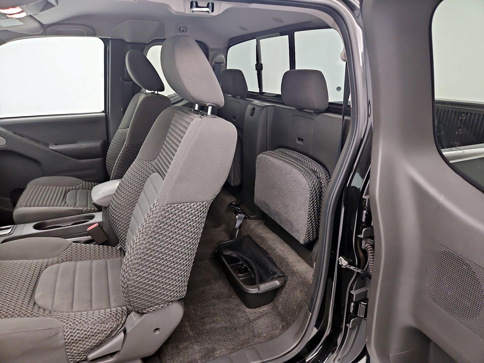 Thumbnail: 2017 Nissan Frontier - 17