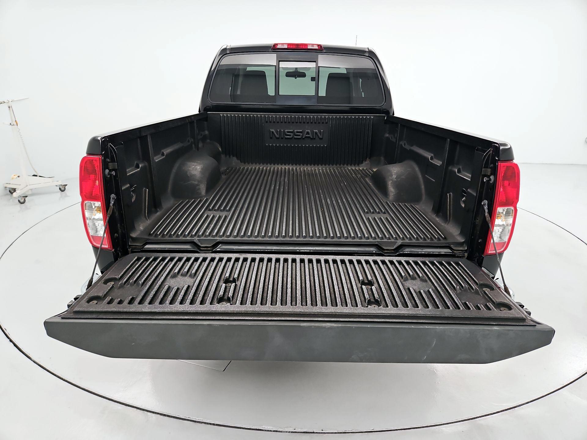 Thumbnail: 2017 Nissan Frontier - 18