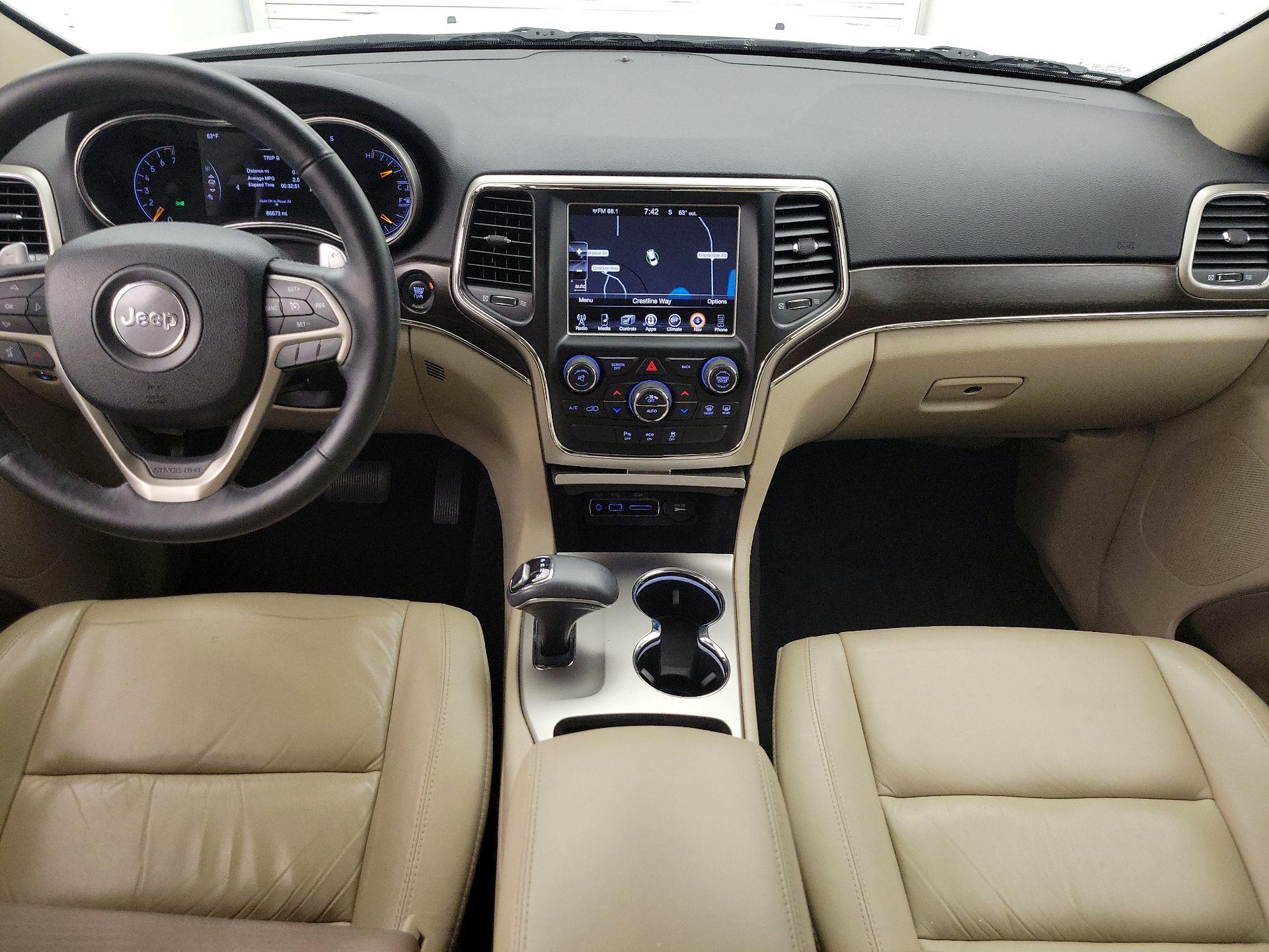 Thumbnail: 2015 Jeep Grand Cherokee - 9