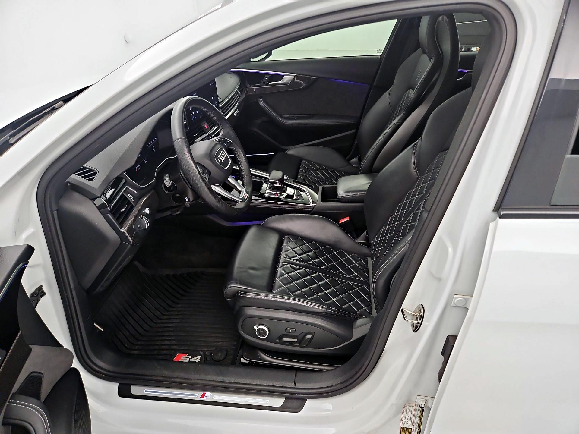 Thumbnail: 2021 Audi S4 - 11