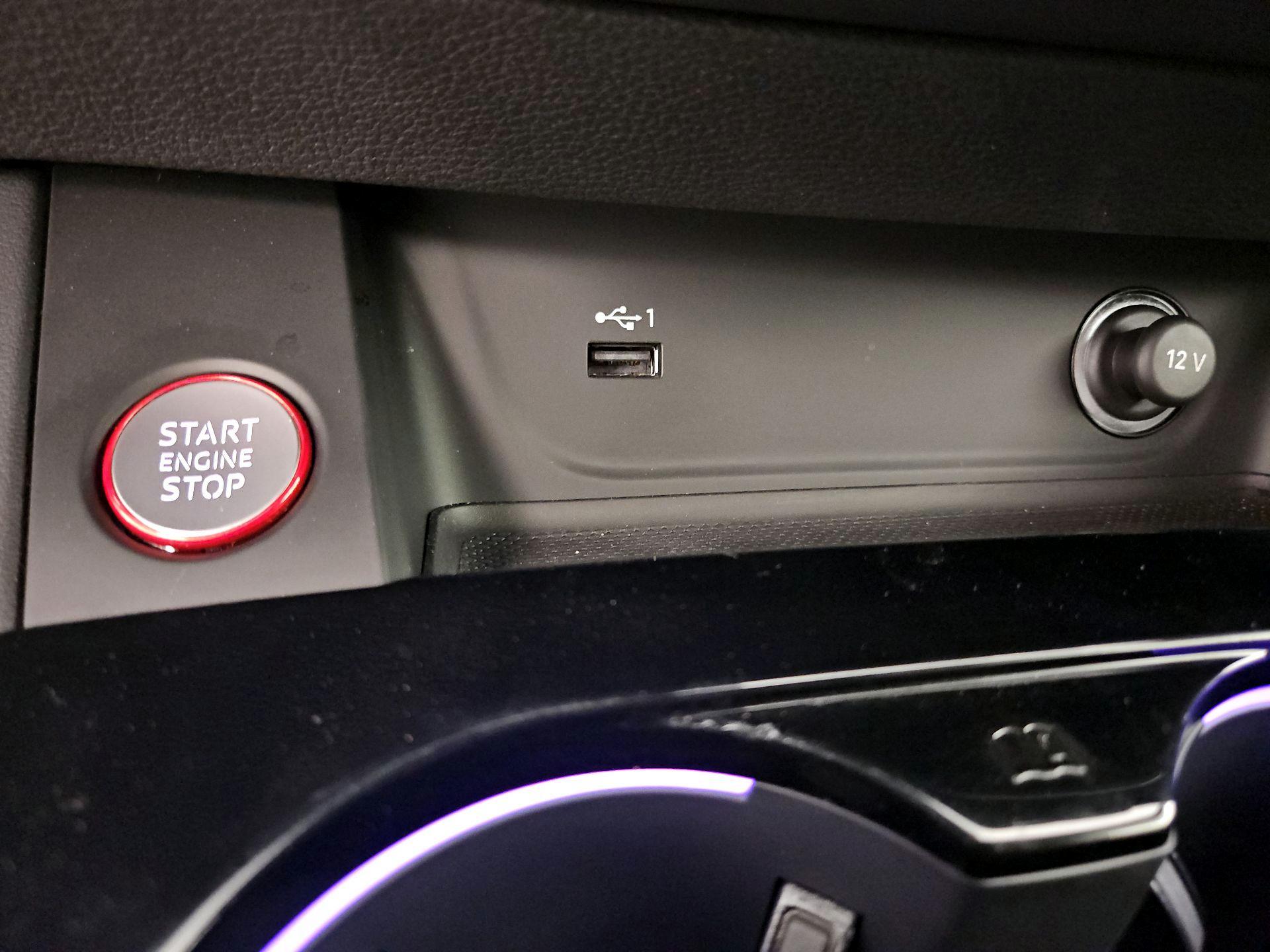 Thumbnail: 2021 Audi S4 - 19