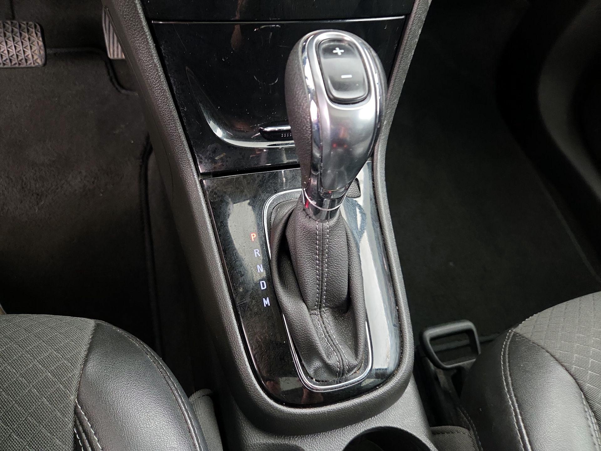 Thumbnail: 2019 Buick Encore - 17