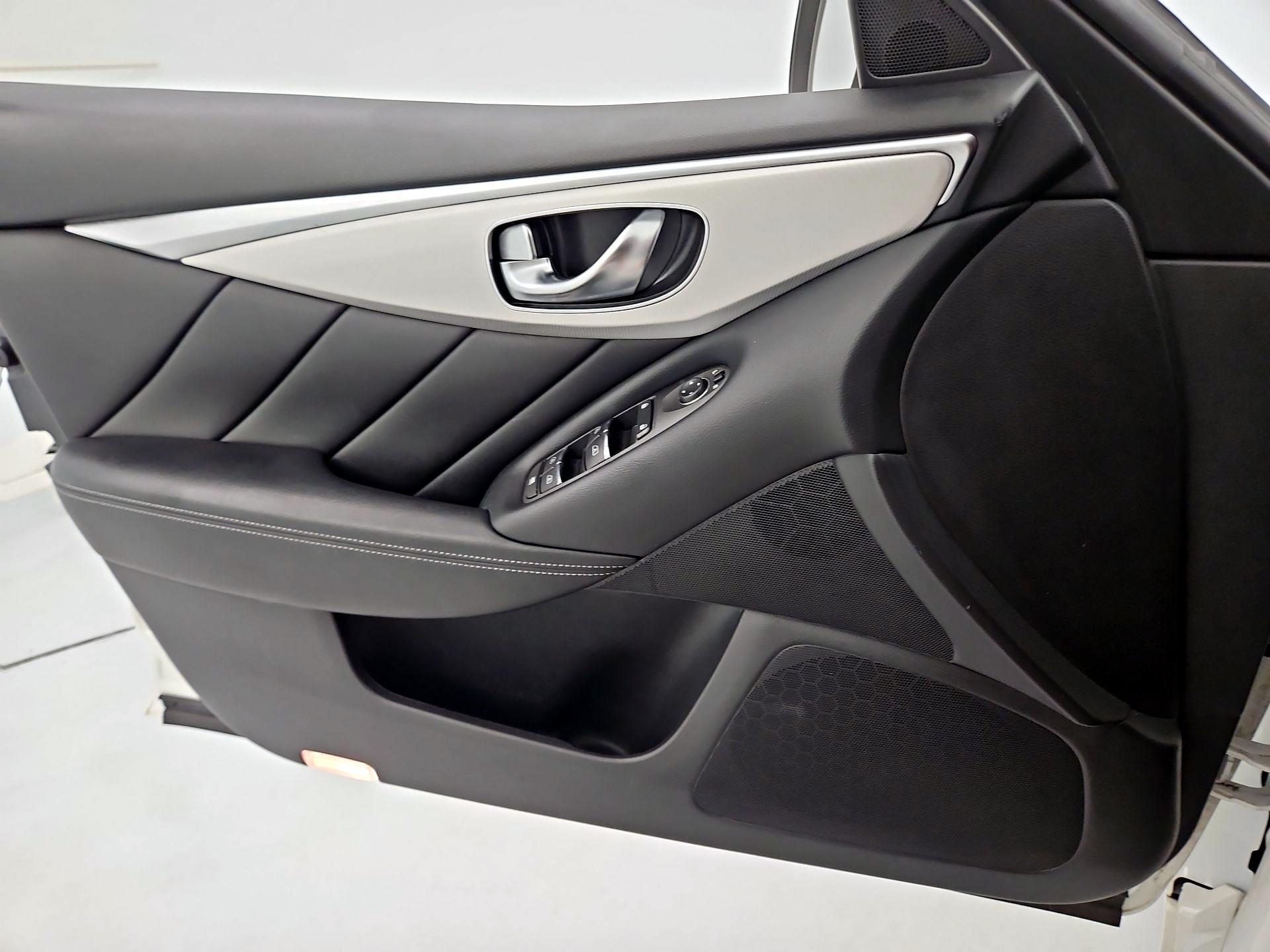 Thumbnail: 2021 INFINITI Q50 - 12