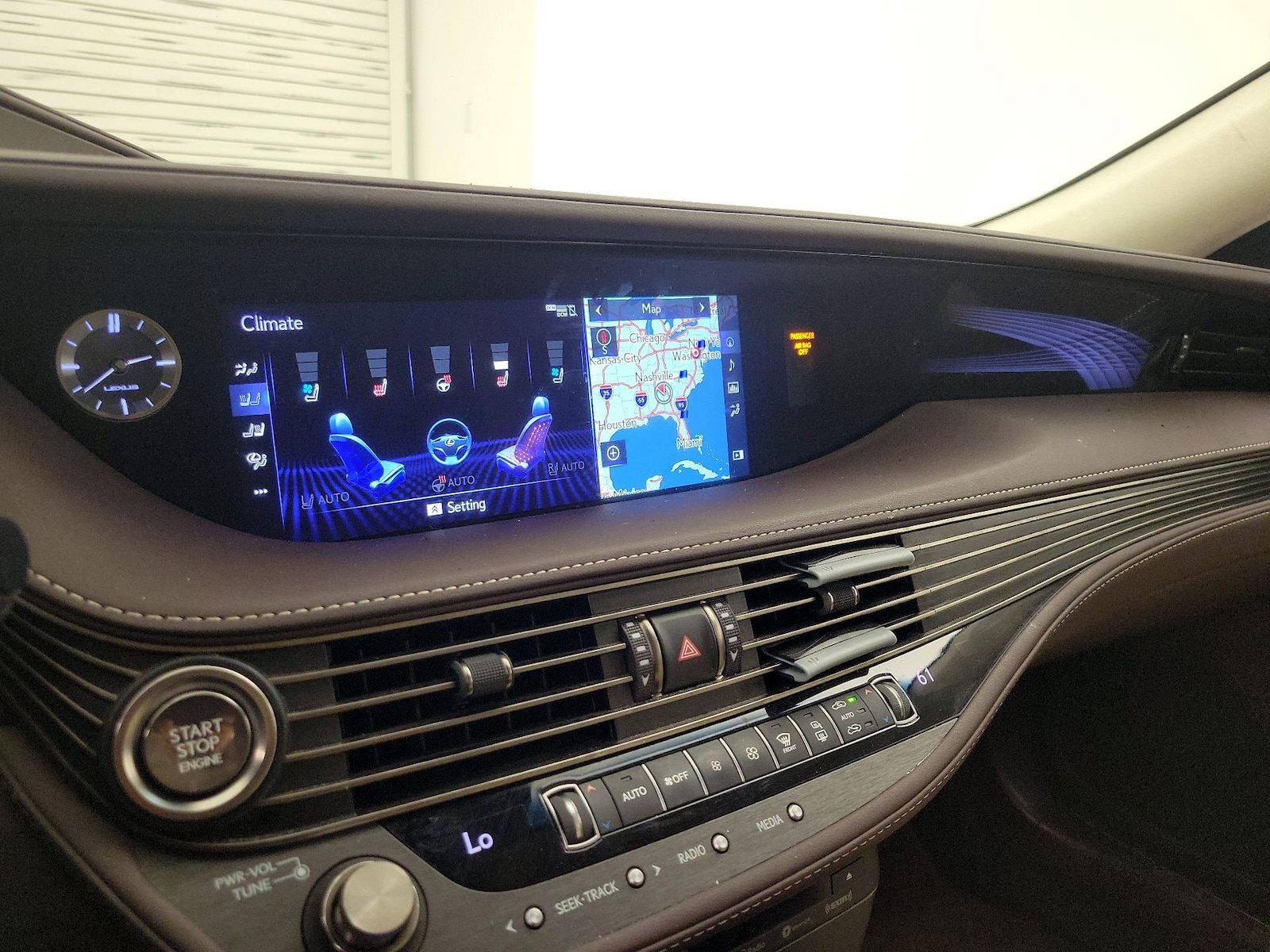 2019 Lexus LS Base - Photo 18