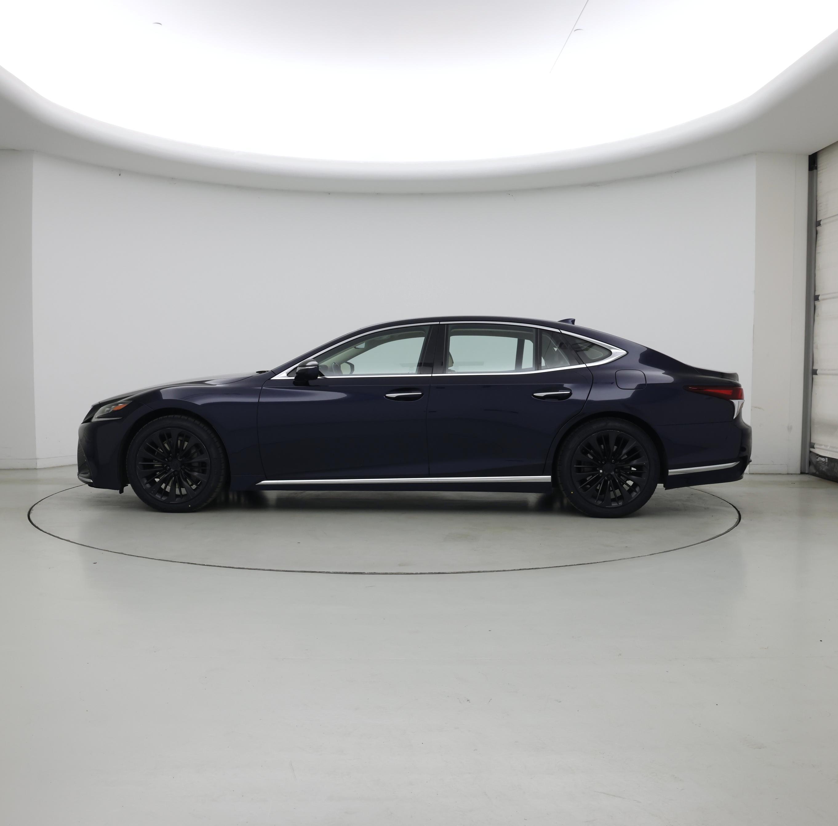 Thumbnail: 2019 Lexus LS - 3