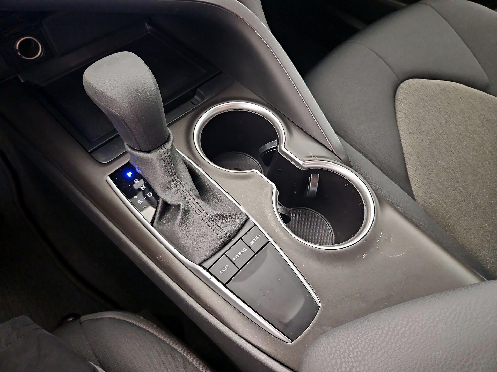 Thumbnail: 2024 Toyota Camry - 17