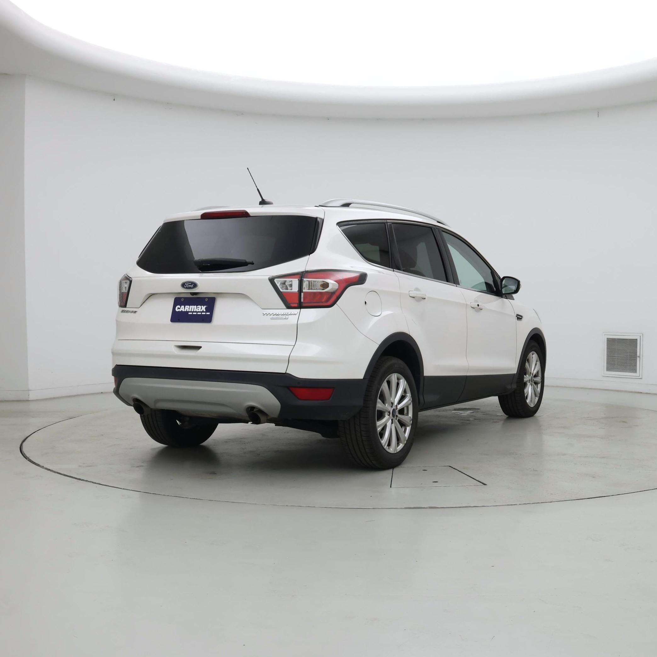 Thumbnail: 2017 Ford Escape - 8