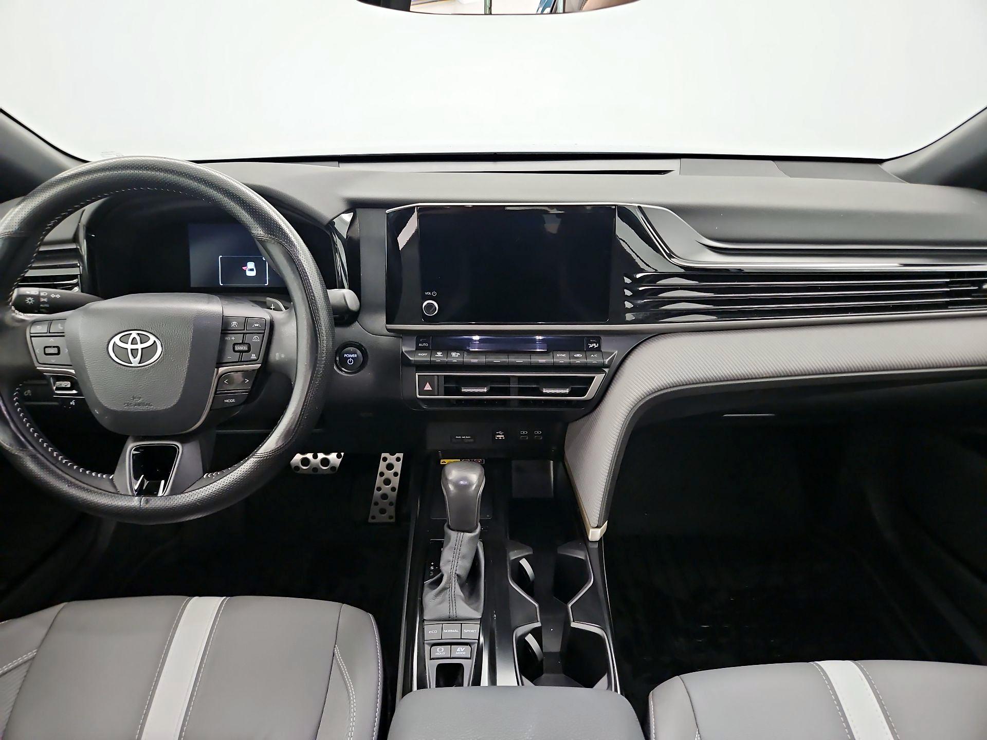 Thumbnail: 2025 Toyota Camry - 9