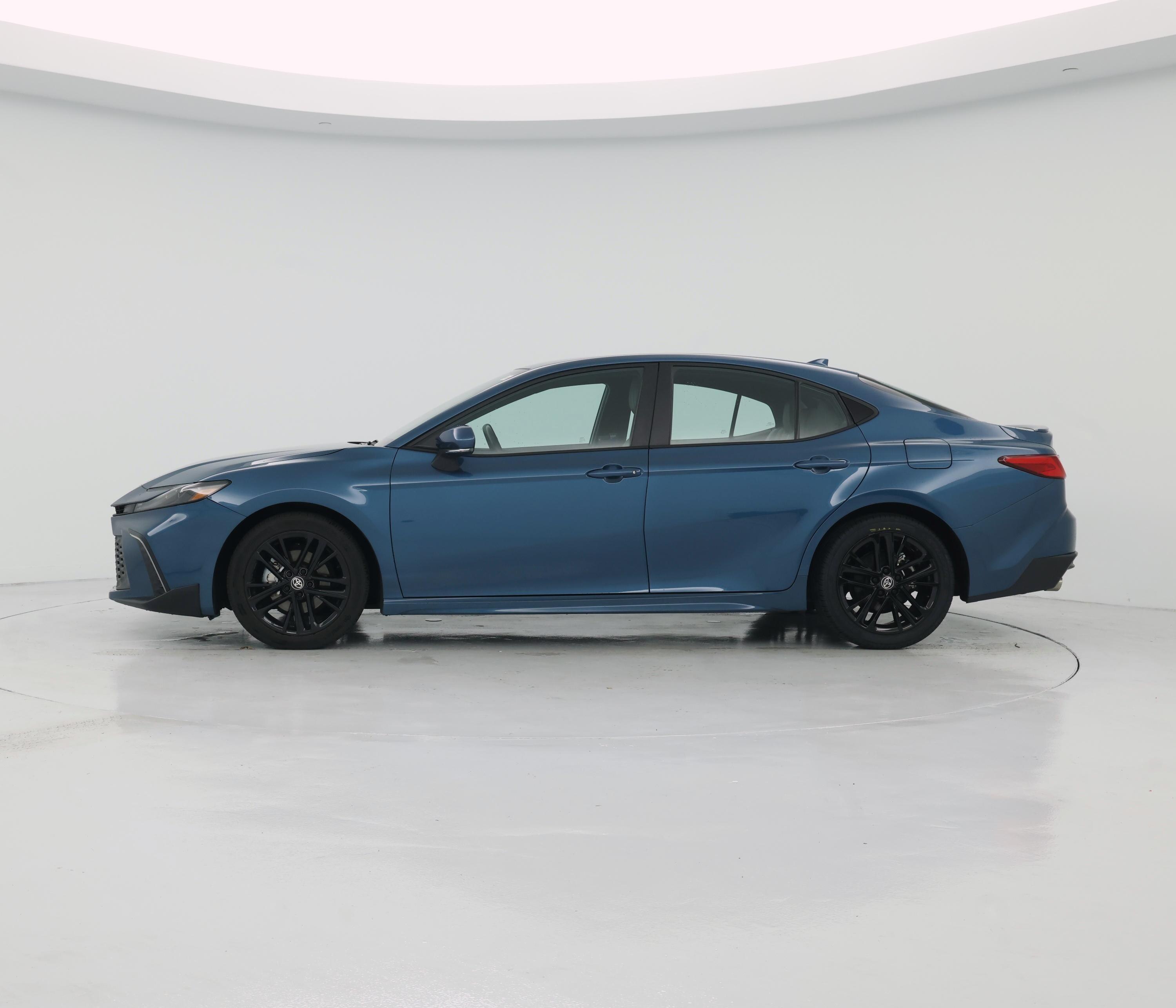 Thumbnail: 2025 Toyota Camry - 3