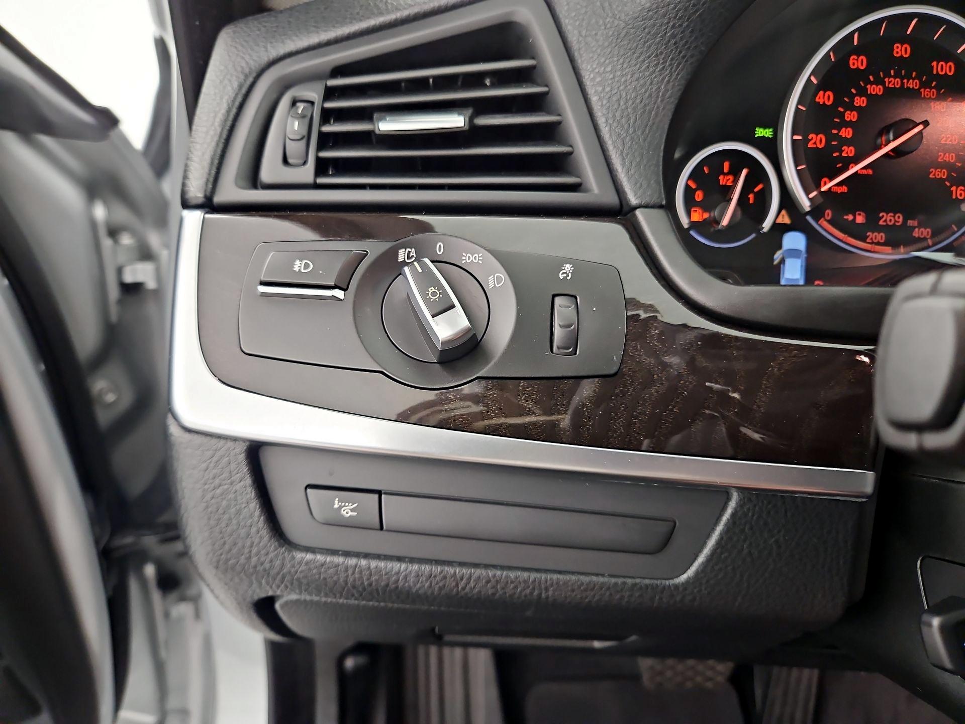 Thumbnail: 2016 BMW 5 Series - 13
