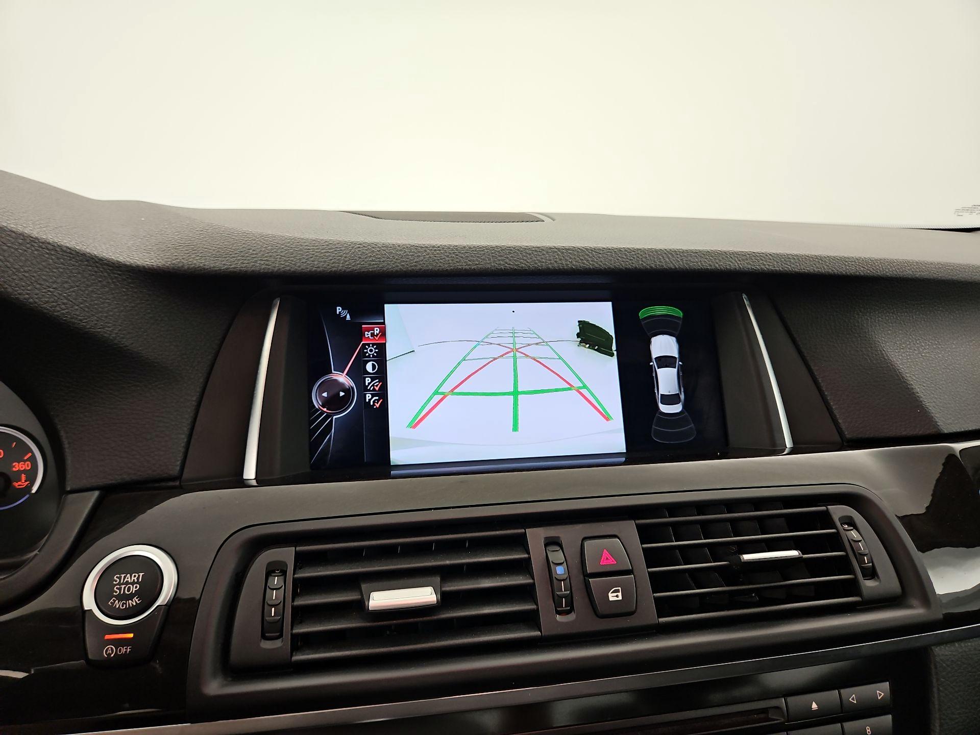 Thumbnail: 2016 BMW 5 Series - 15