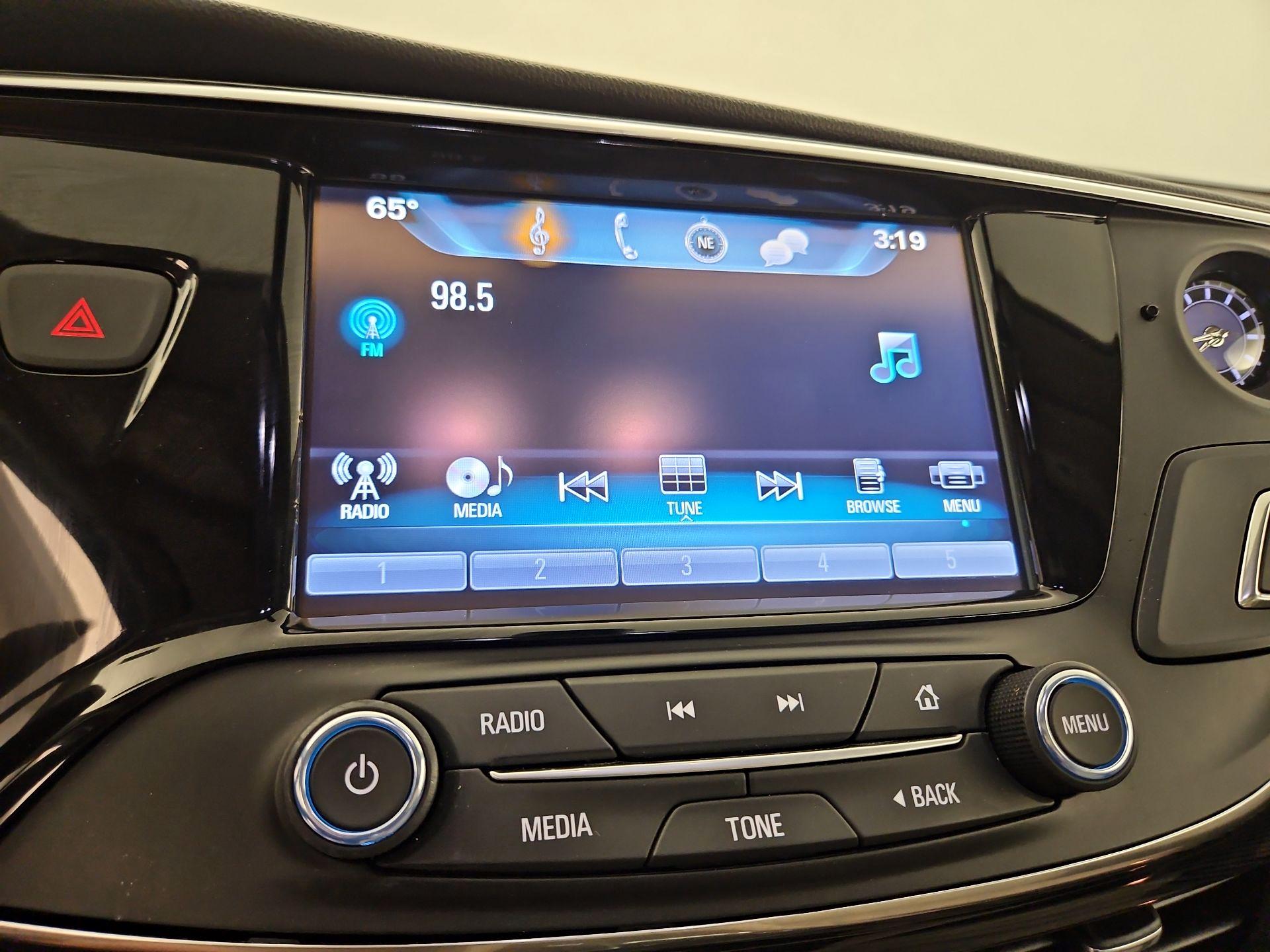 Thumbnail: 2017 Buick Envision - 15