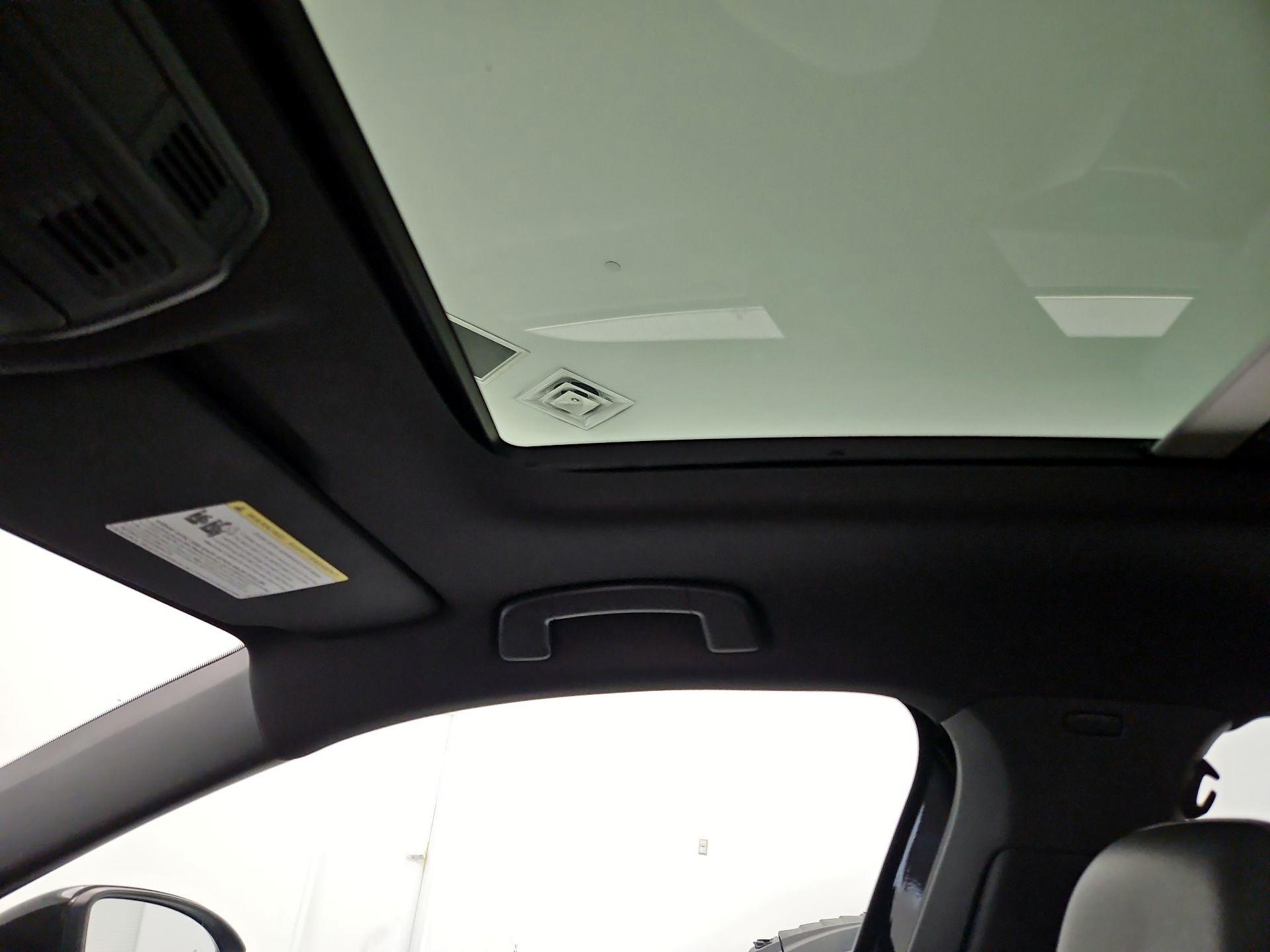 Thumbnail: 2019 Volkswagen Jetta - 19