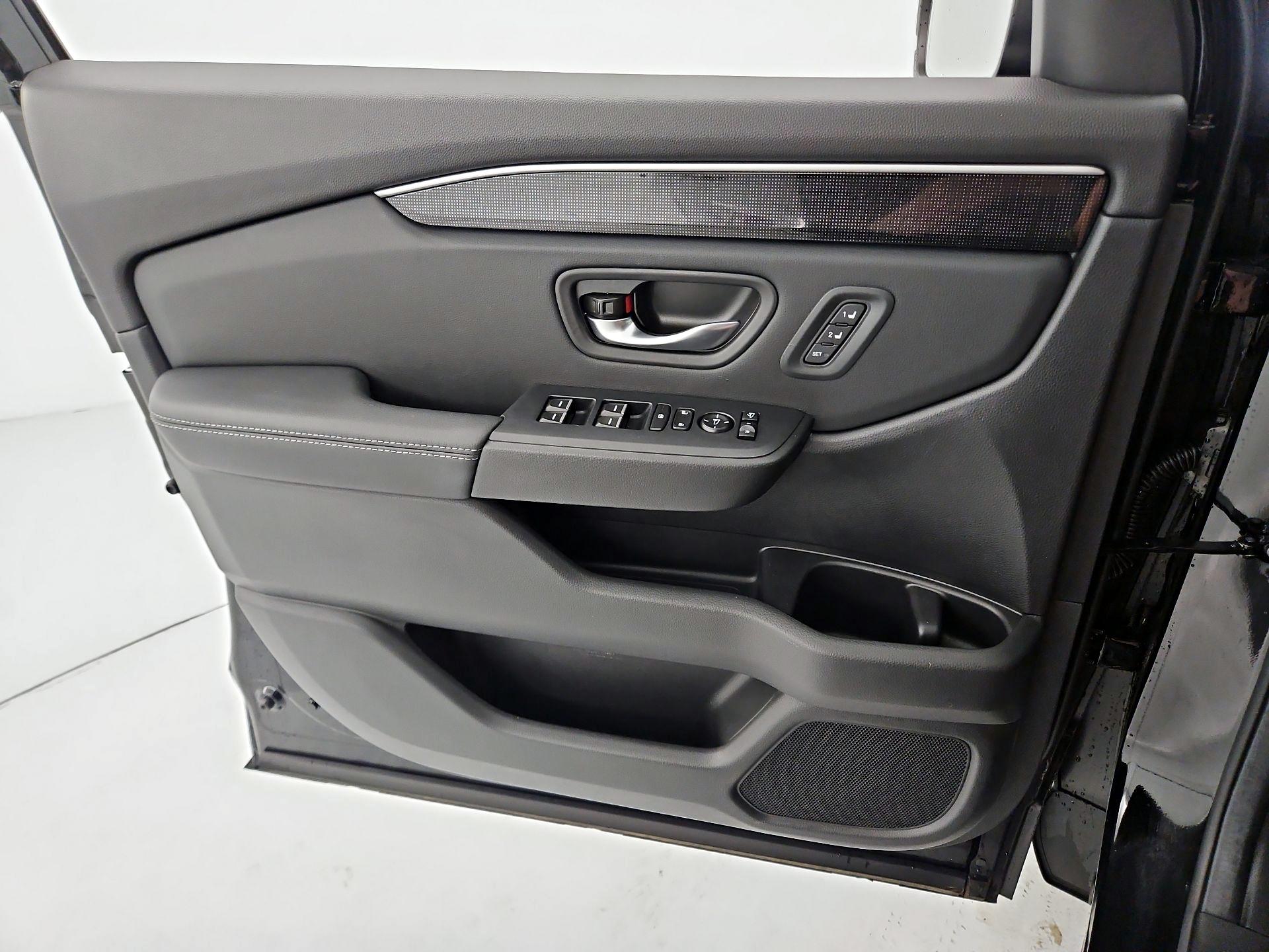 Thumbnail: 2025 Honda Pilot - 12