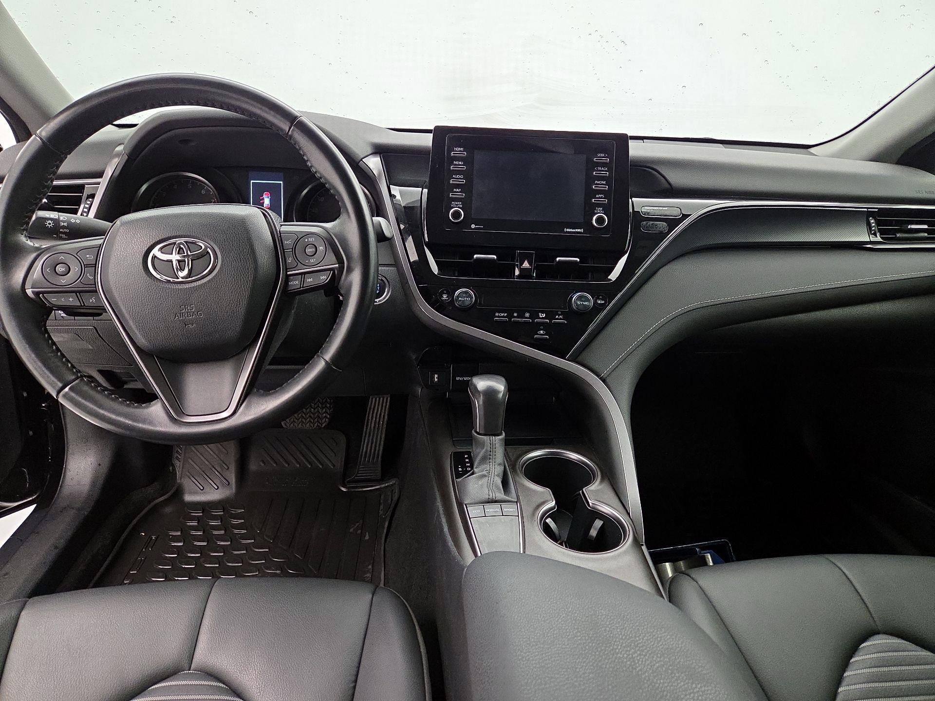 Thumbnail: 2022 Toyota Camry - 9