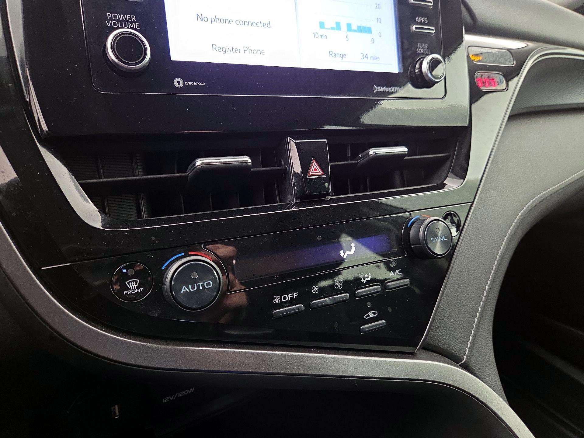 Thumbnail: 2022 Toyota Camry - 16