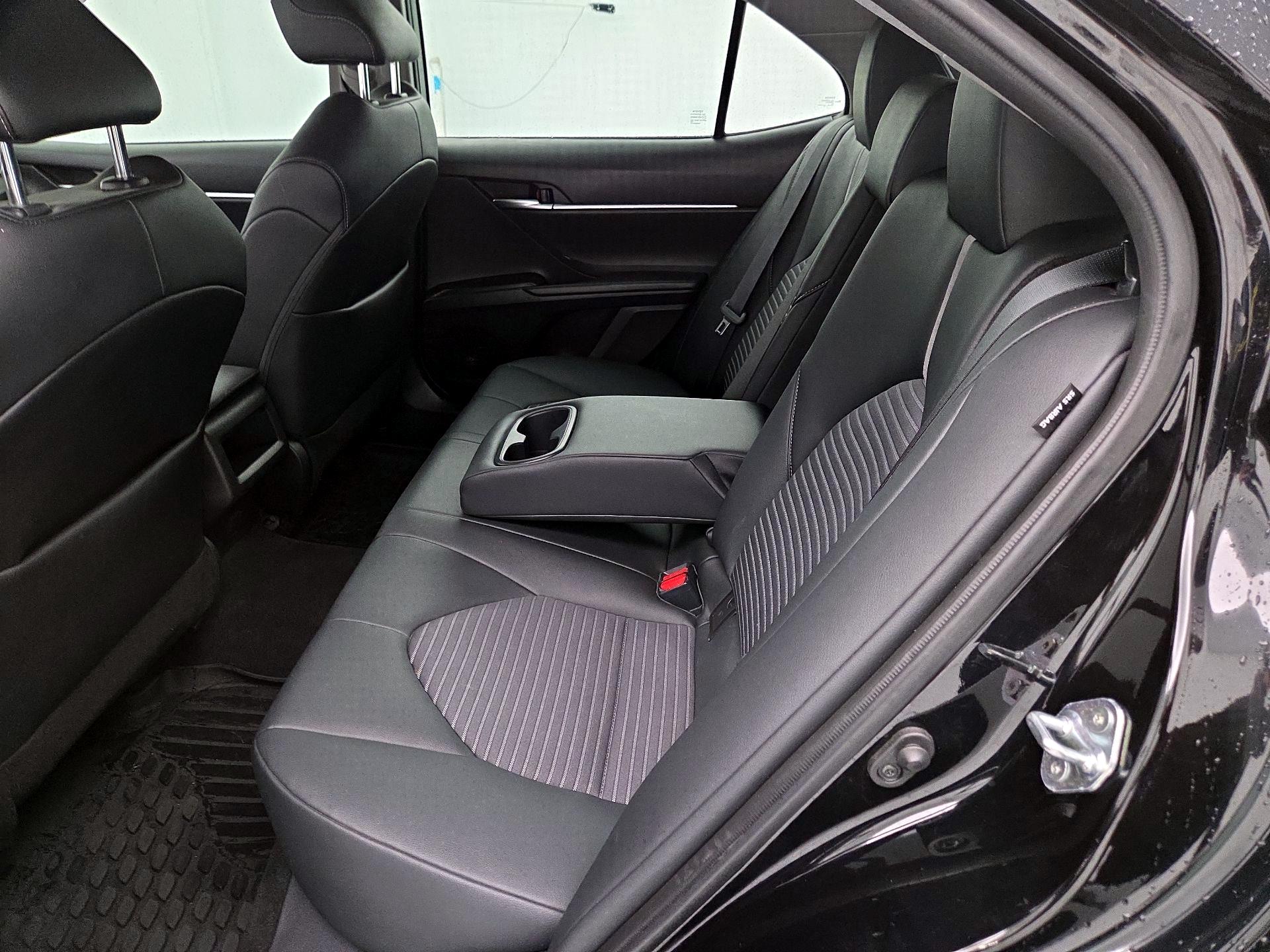 Thumbnail: 2022 Toyota Camry - 19