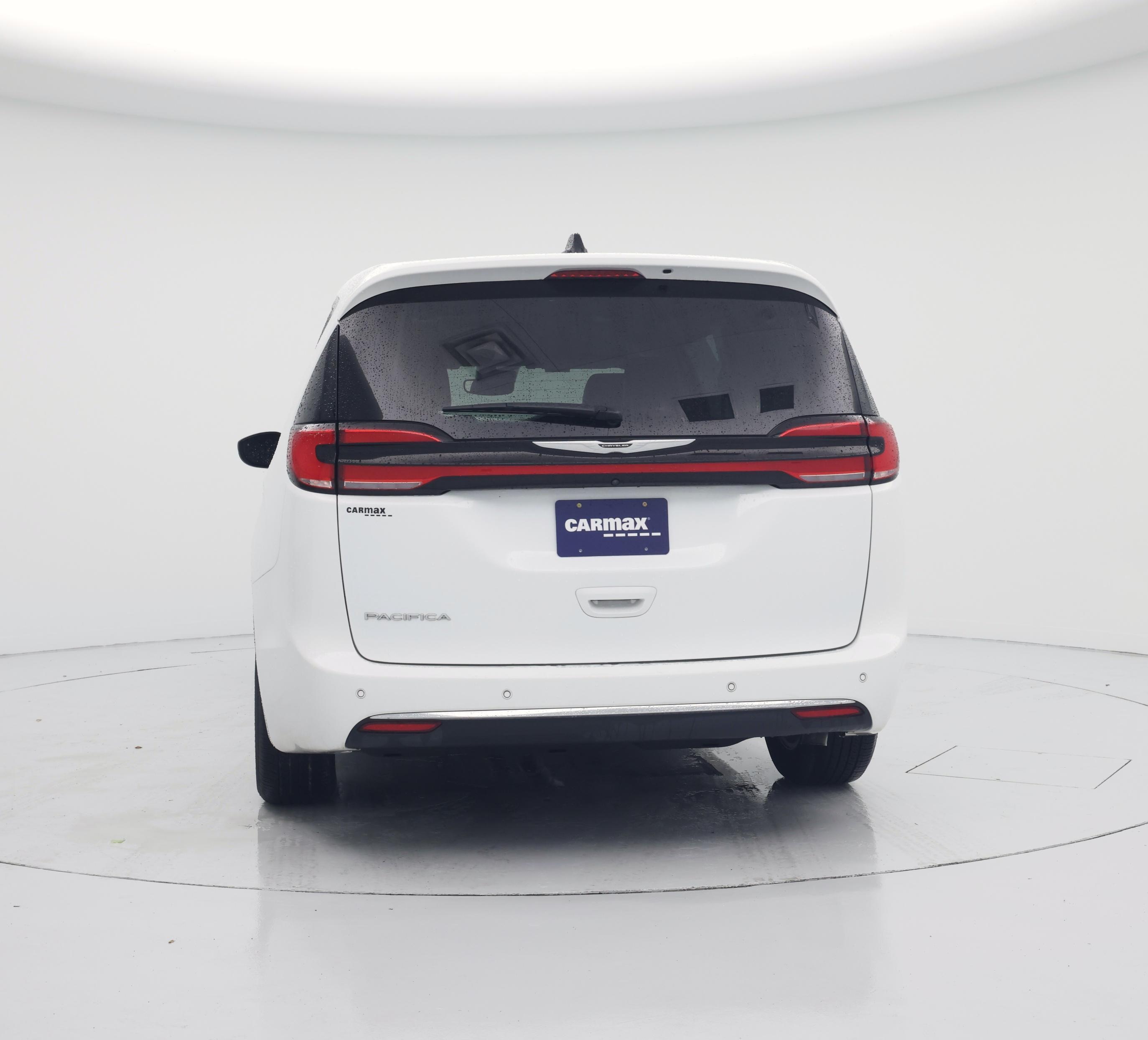 Thumbnail: 2023 Chrysler Pacifica - 6
