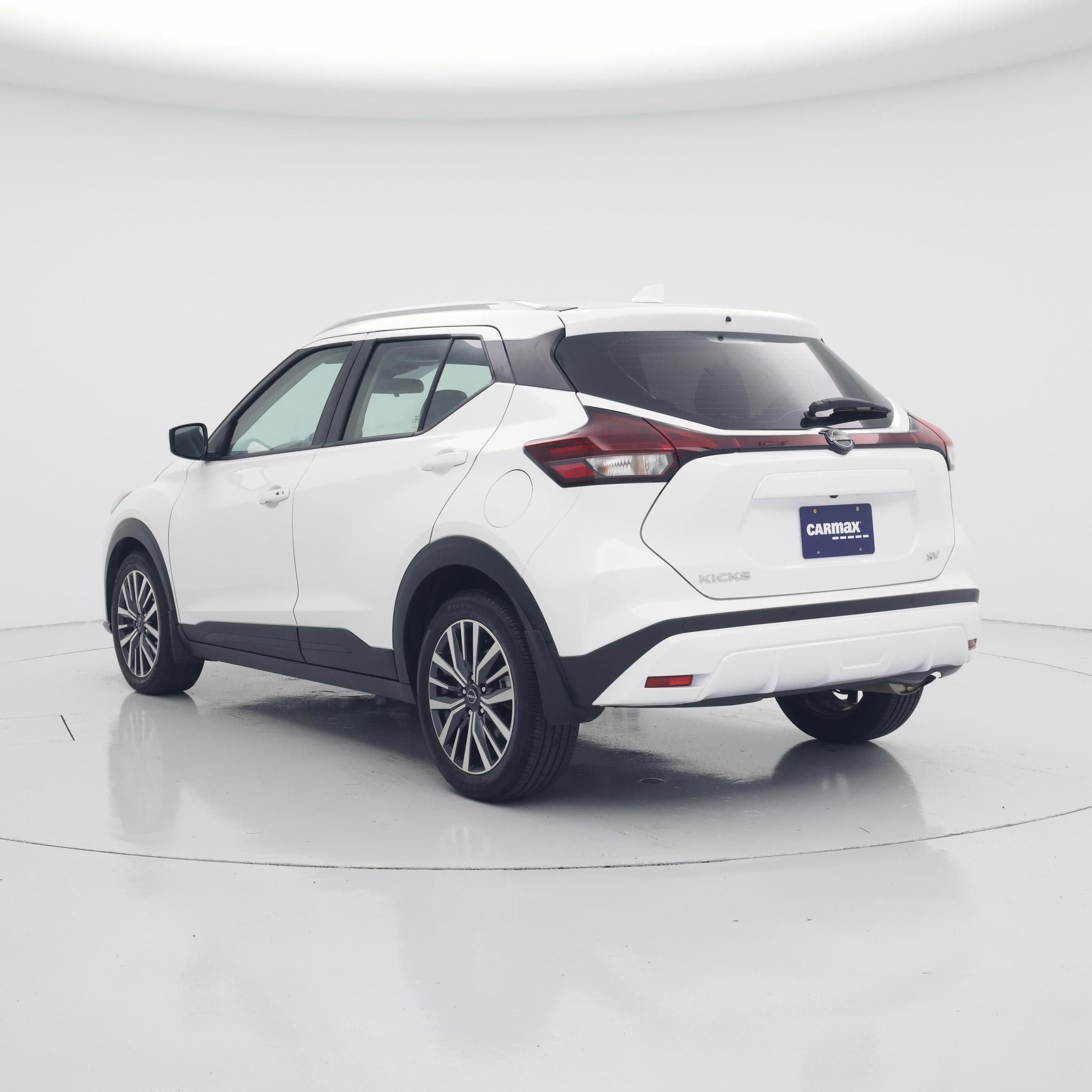 Thumbnail: 2024 Nissan Kicks - 2