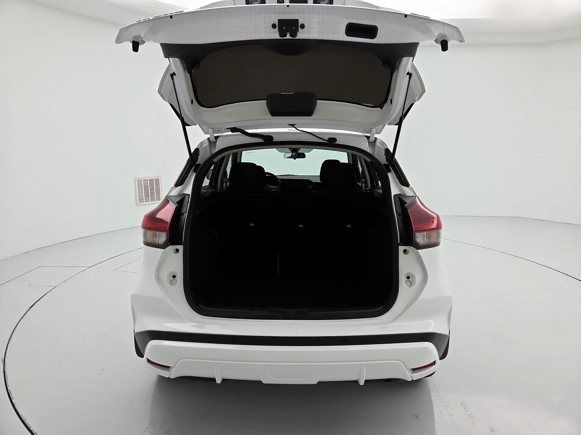Thumbnail: 2024 Nissan Kicks - 19