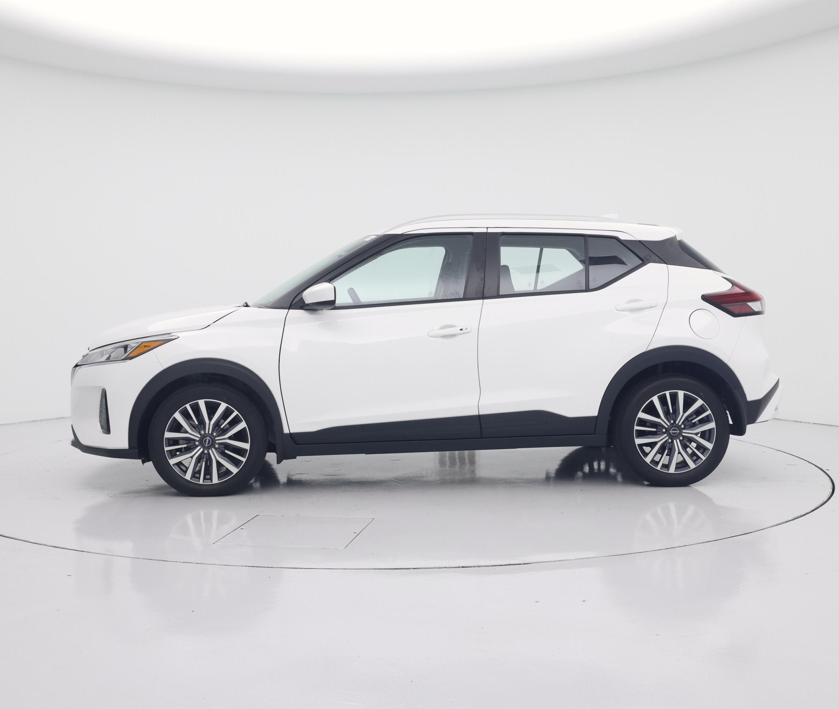 Thumbnail: 2024 Nissan Kicks - 3