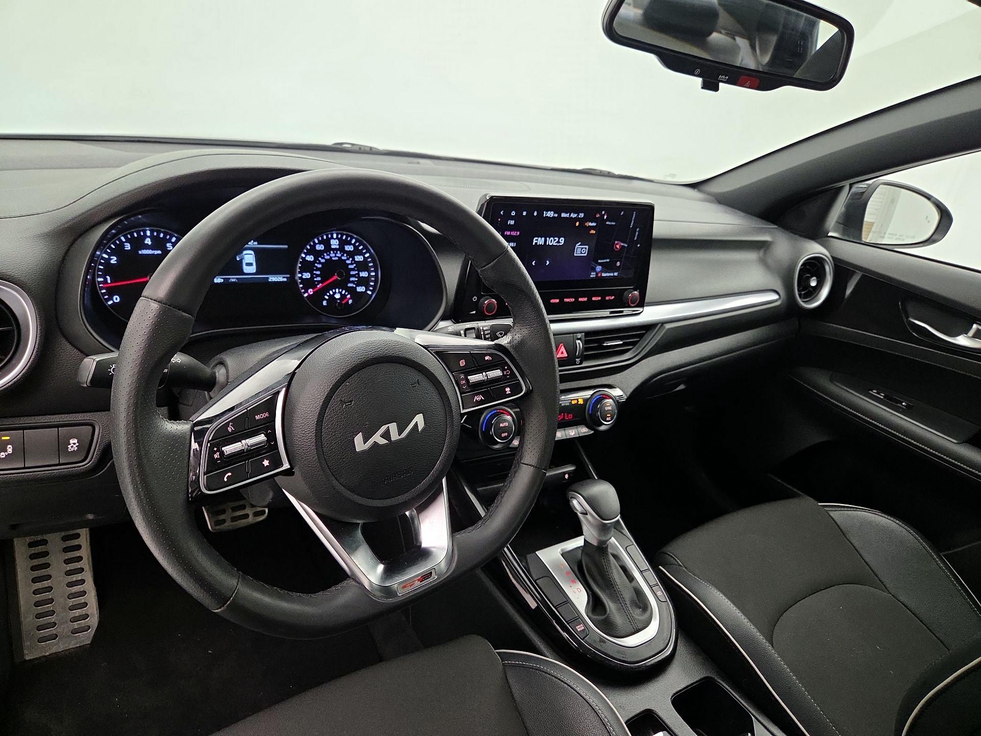 Thumbnail: 2024 Kia Forte - 9