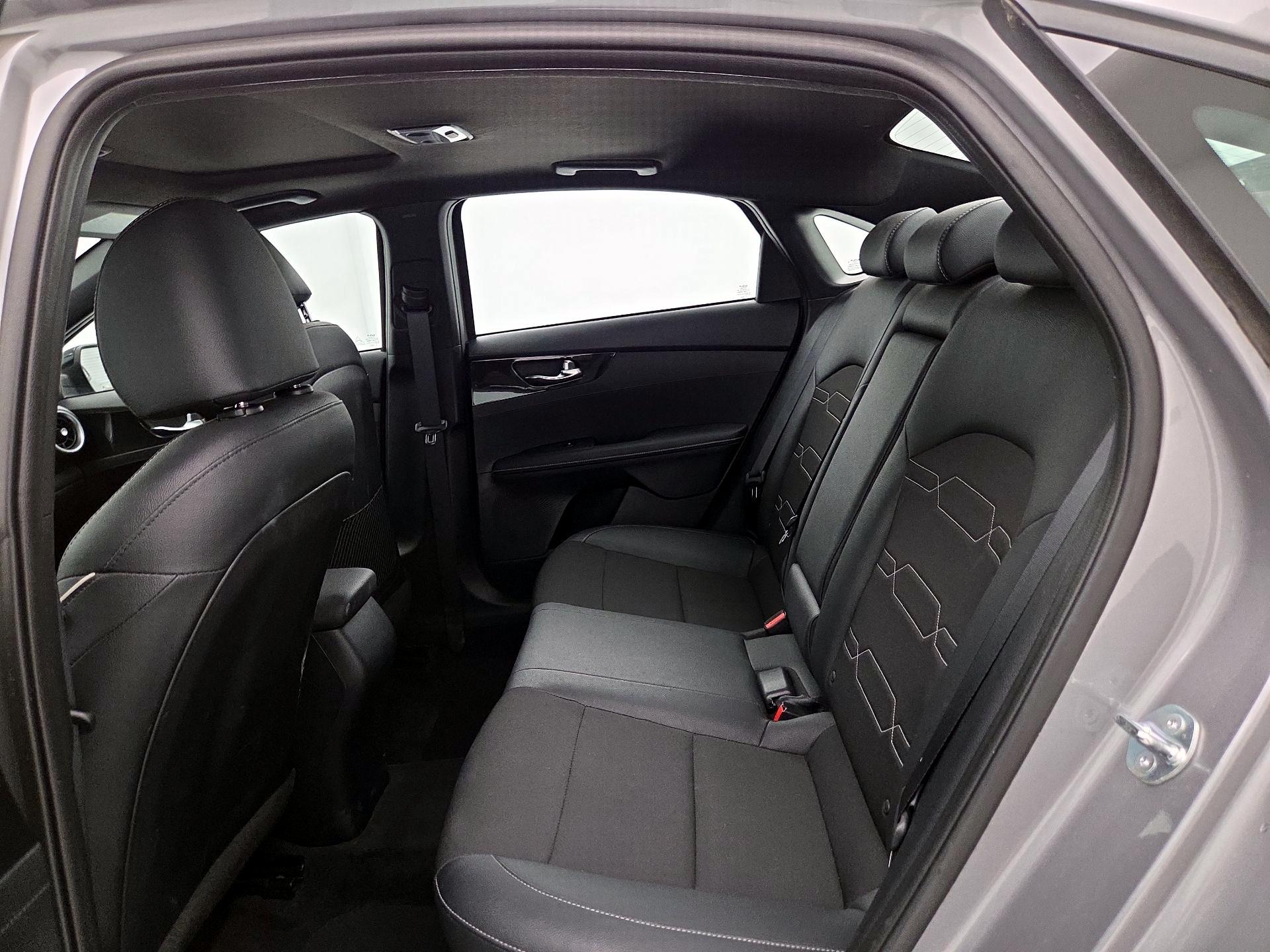 Thumbnail: 2024 Kia Forte - 20