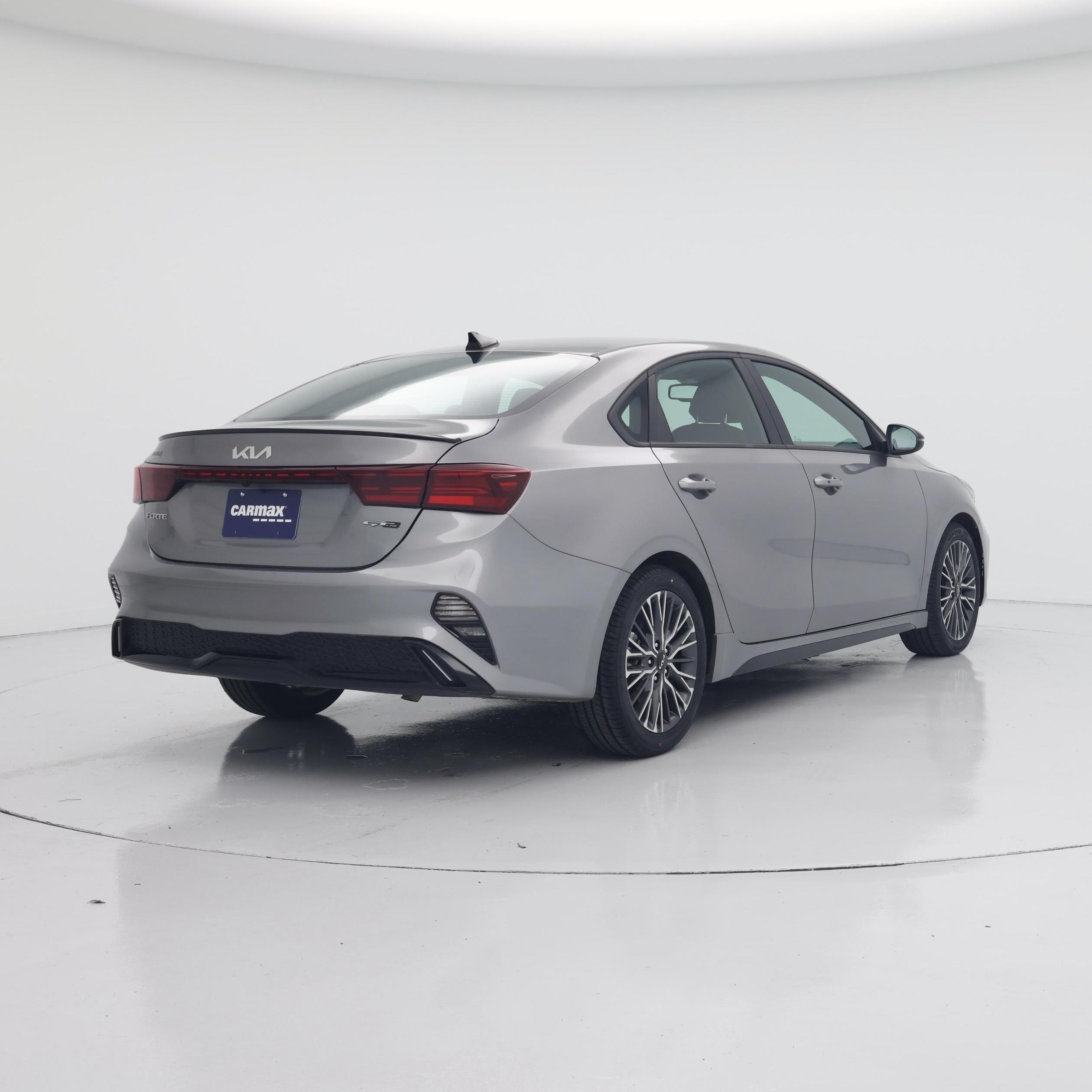 Thumbnail: 2024 Kia Forte - 8