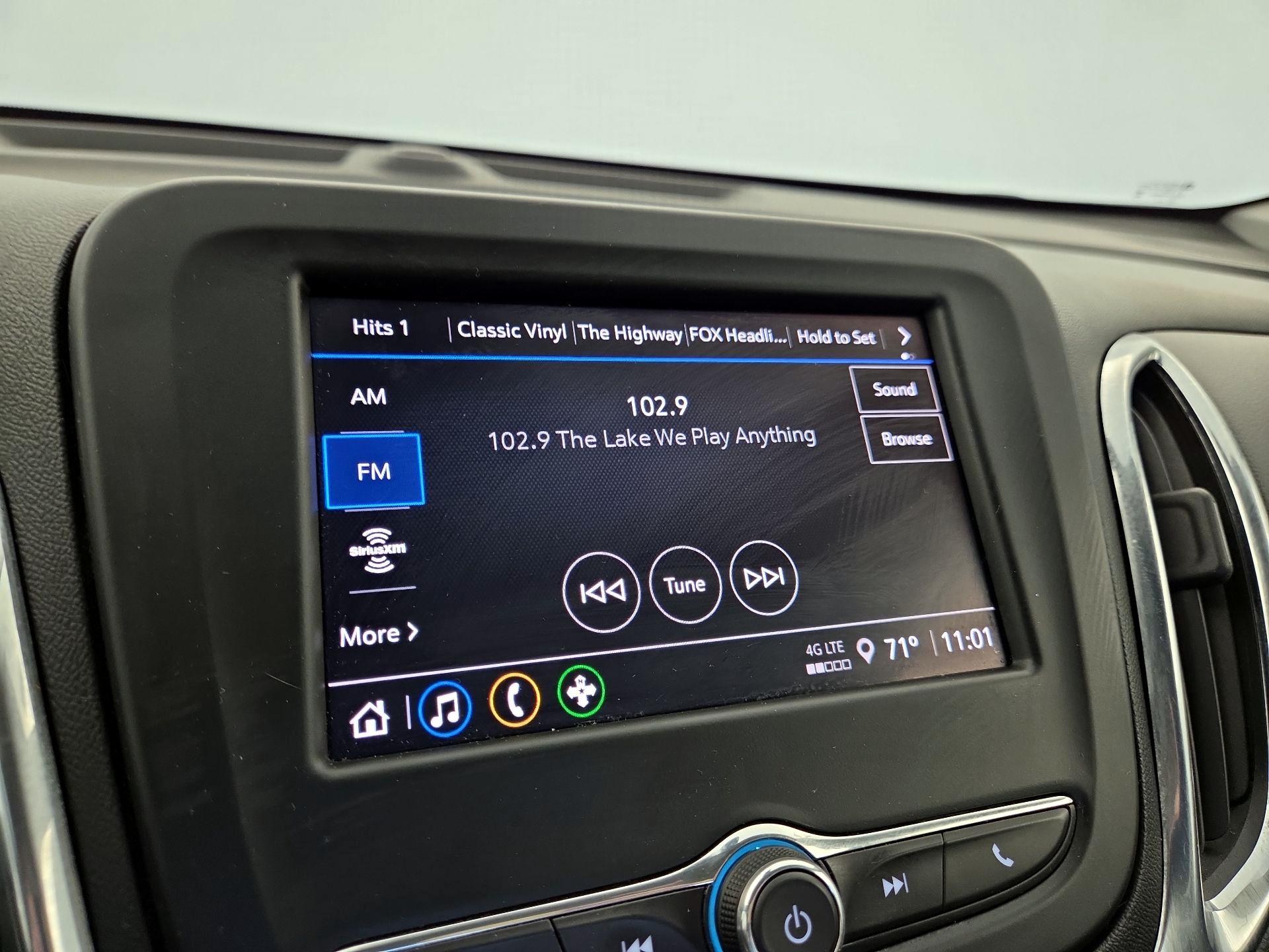 Thumbnail: 2023 Chevrolet Equinox - 15