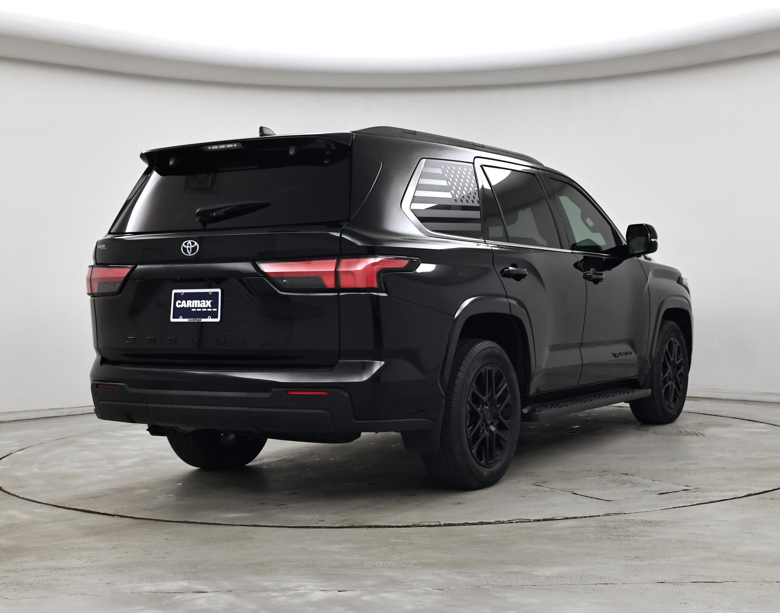 Thumbnail: 2024 Toyota Sequoia - 8
