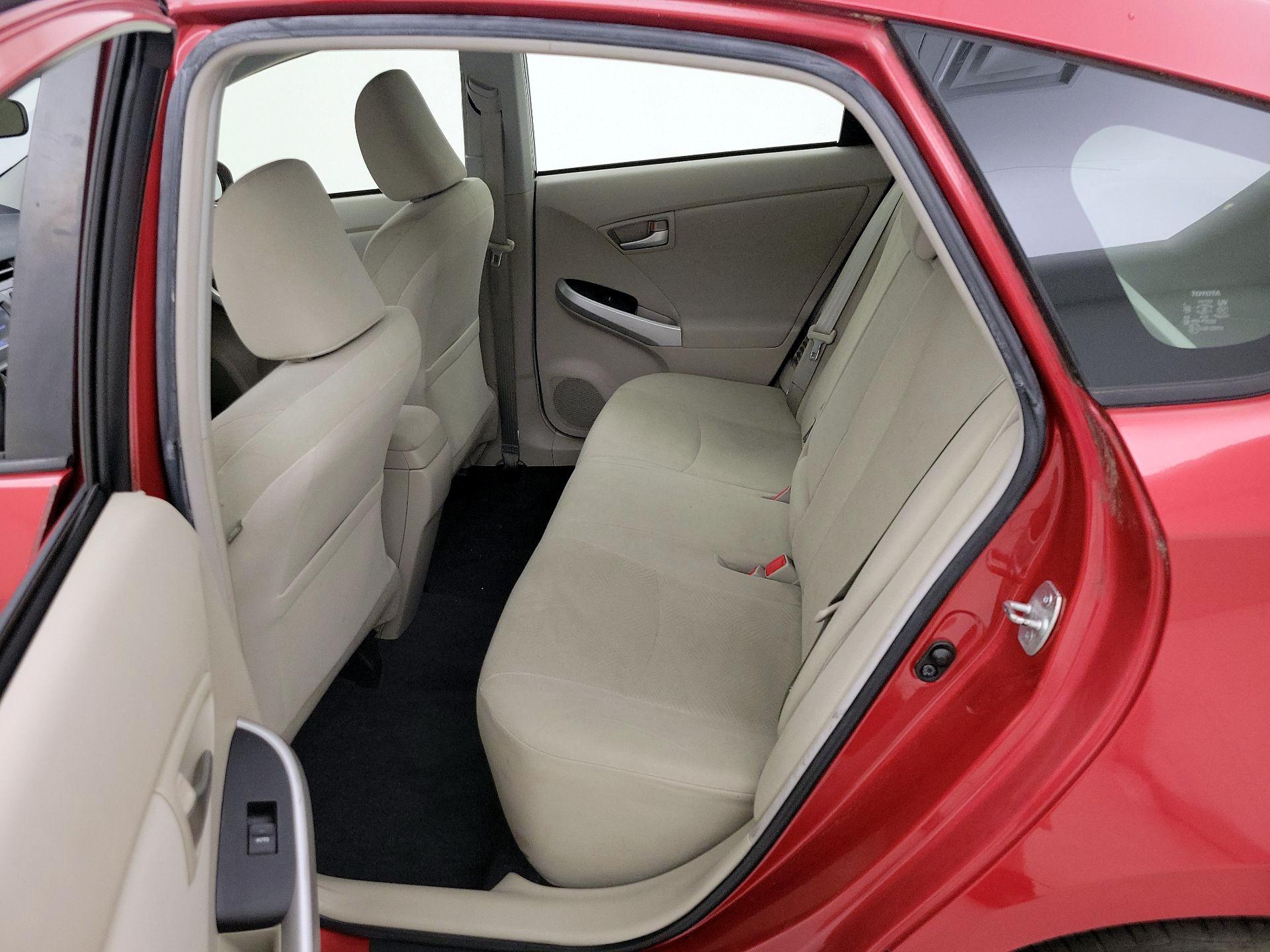 Thumbnail: 2014 Toyota Prius - 17